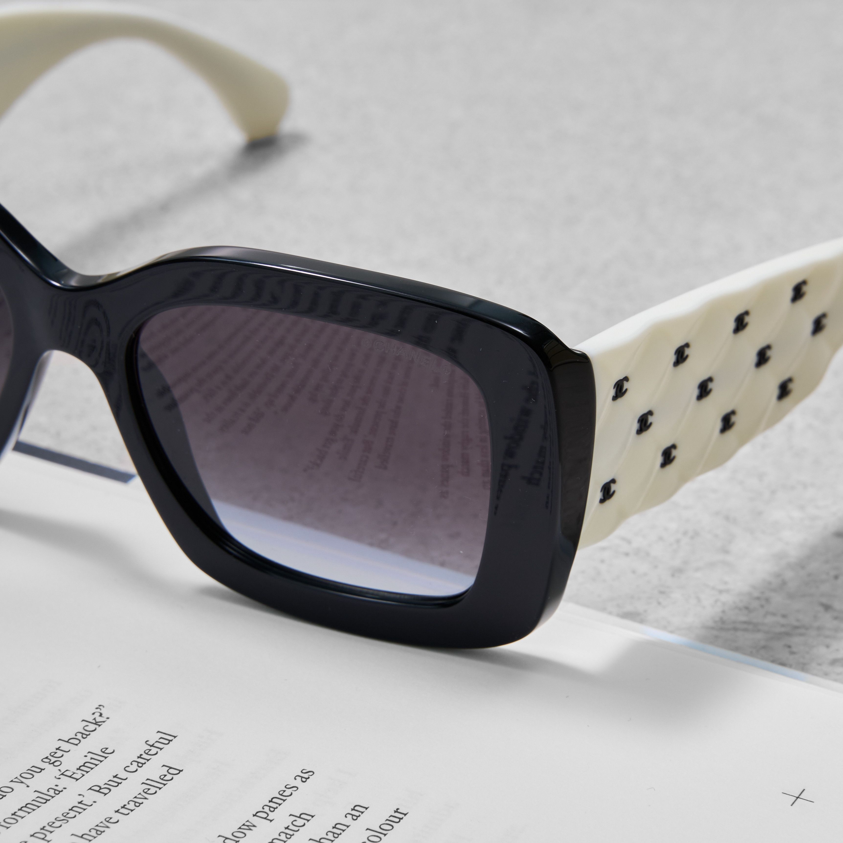 Chanel CHANEL 0CH5483 1656S6 Sunglasses Size ONE SIZE - 6 Thumbnail