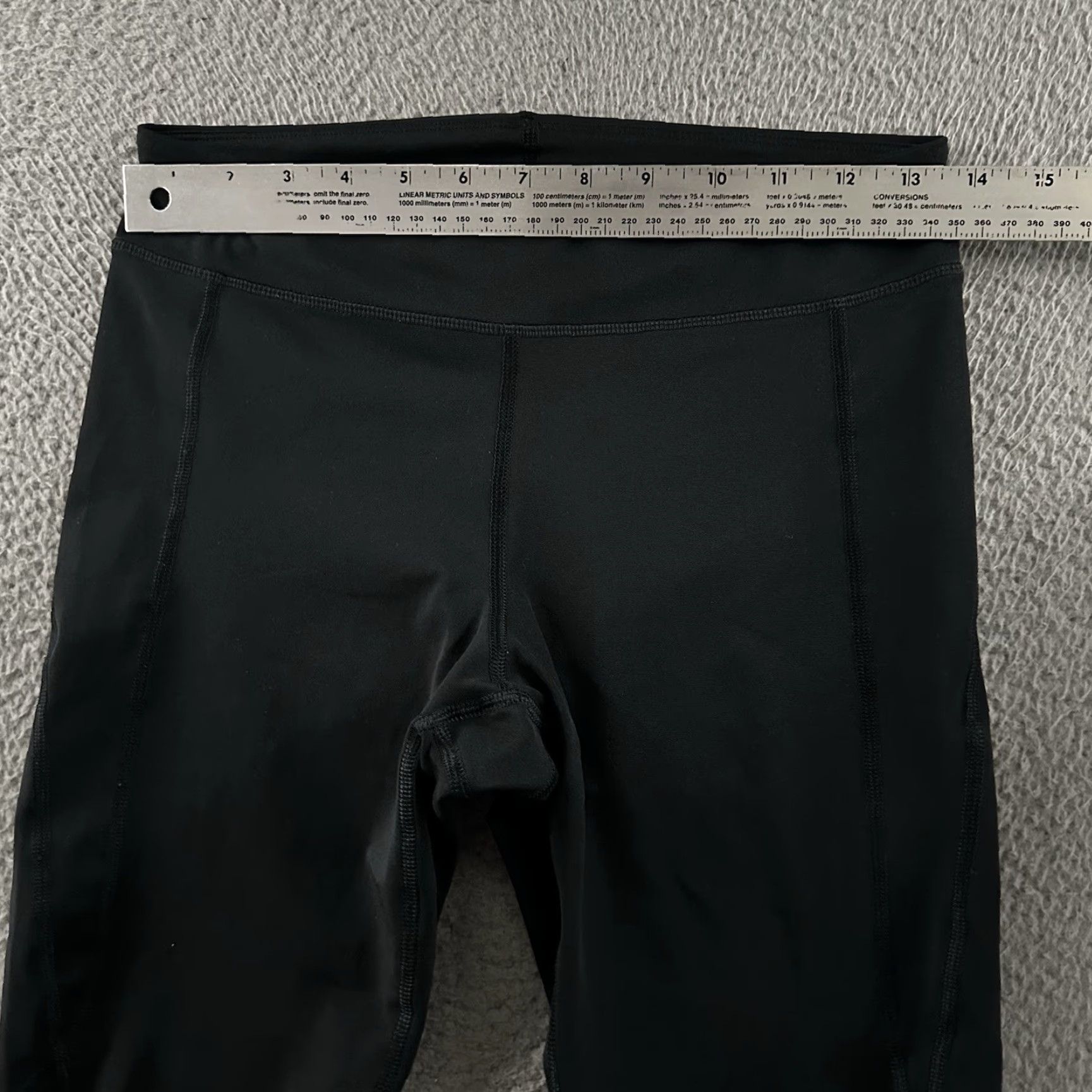 Under Armour Under Armour Leggings Womens Cropped Black M Polyester Growers? Size 32" / US 10 / IT 46 - 4 Thumbnail
