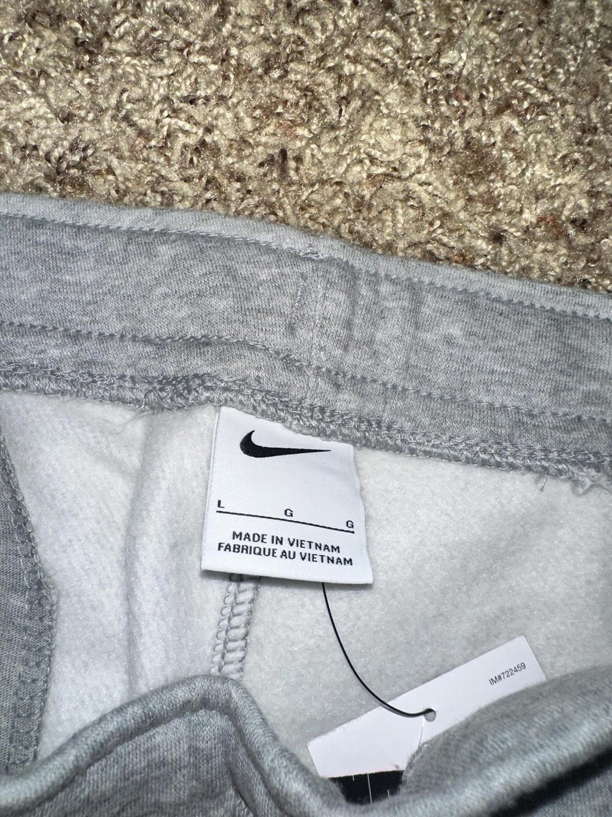 Nike Team 13 Nike Club Fleece WNBA Grey Joggers Size US 34 / EU 50 - 5 Thumbnail