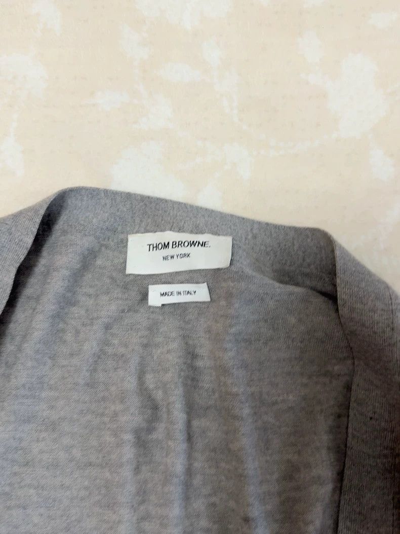 Thom Browne Thom Browne Wool knit V neck sweater Size US L / EU 52-54 / 3 - 2 Thumbnail