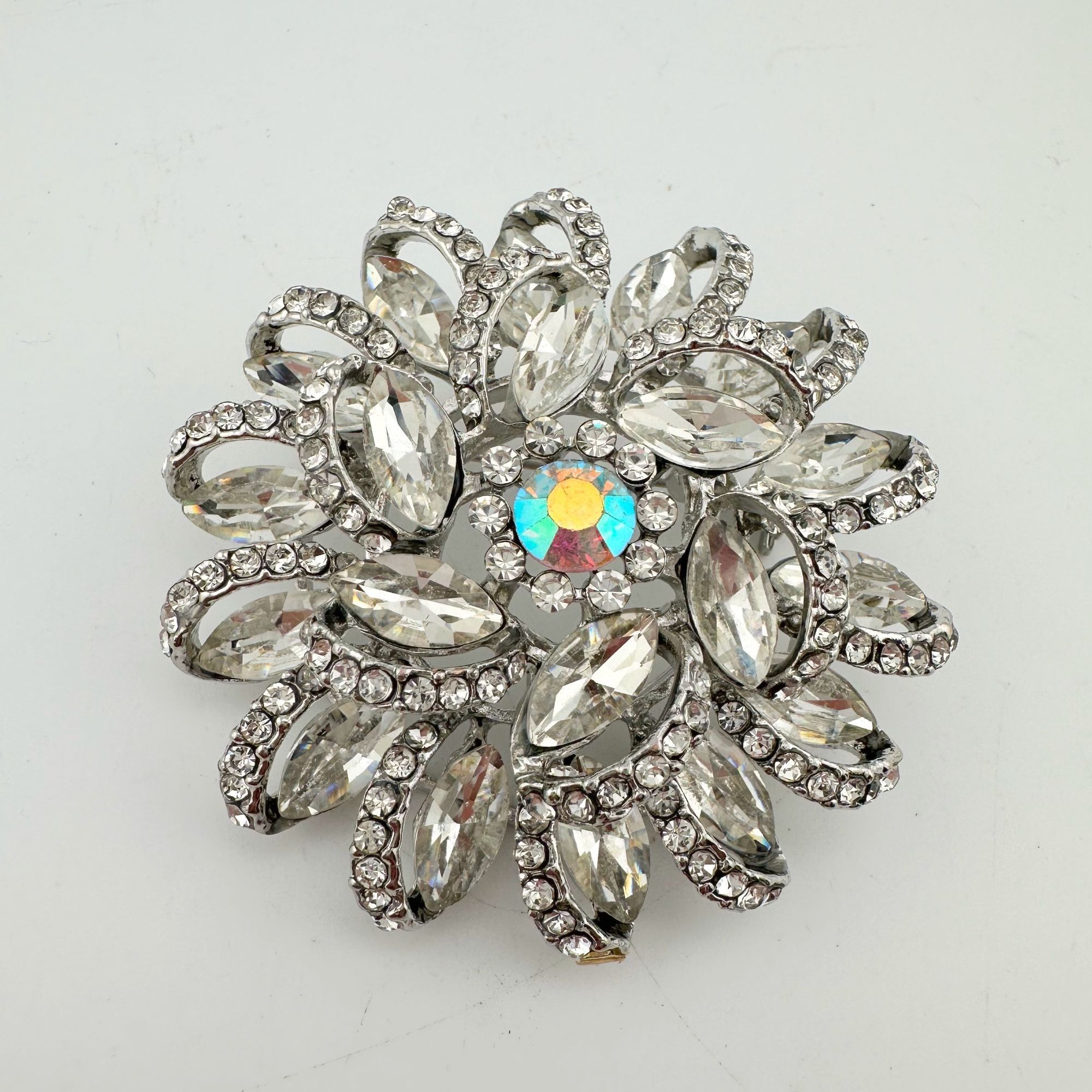 Other Beautiful Rhinestone Floral Swirl Brooch Size ONE SIZE - 3 Thumbnail