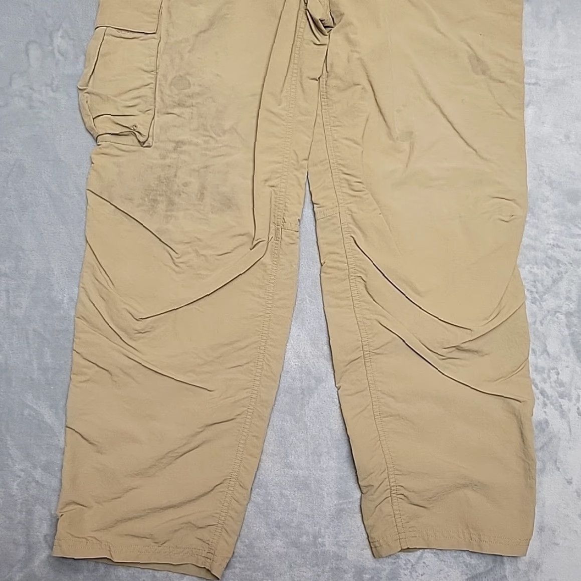 Patagonia Patagonia Pants Men XL 36x30 Nylon Cargo Pockets Outdoor Hiking Gorp Beige 36in Inseam Mens Pants Size US 36 / EU 52 - 3 Thumbnail