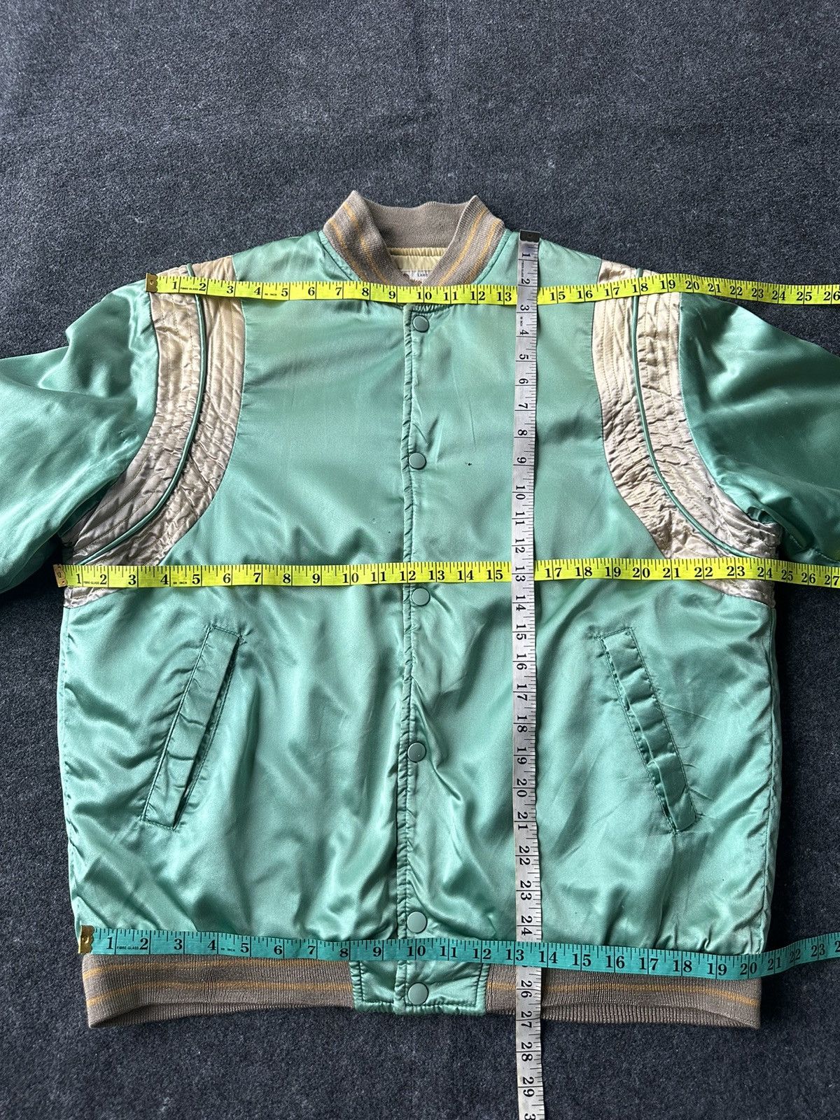O'Neill Vintage Oneill Shower Used Faded Green Bomber Jacket Z11 Size US L / EU 52-54 / 3 - 9 Thumbnail