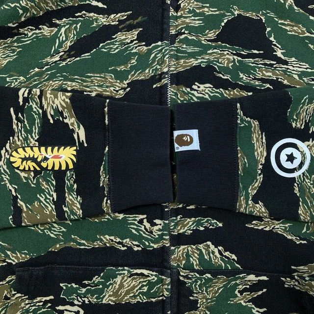 Bape BAPE Tiger Camo Tiger Full Zip Hoodie a bathing ape NIGO Size US S / EU 44-46 / 1 - 7 Thumbnail