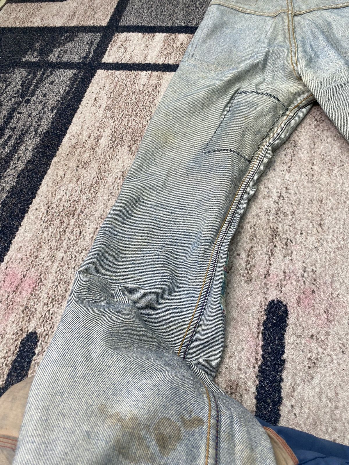 Levi's Vintage Levi’s Distressed Jeans Size US 30 / EU 46 - 19 Thumbnail