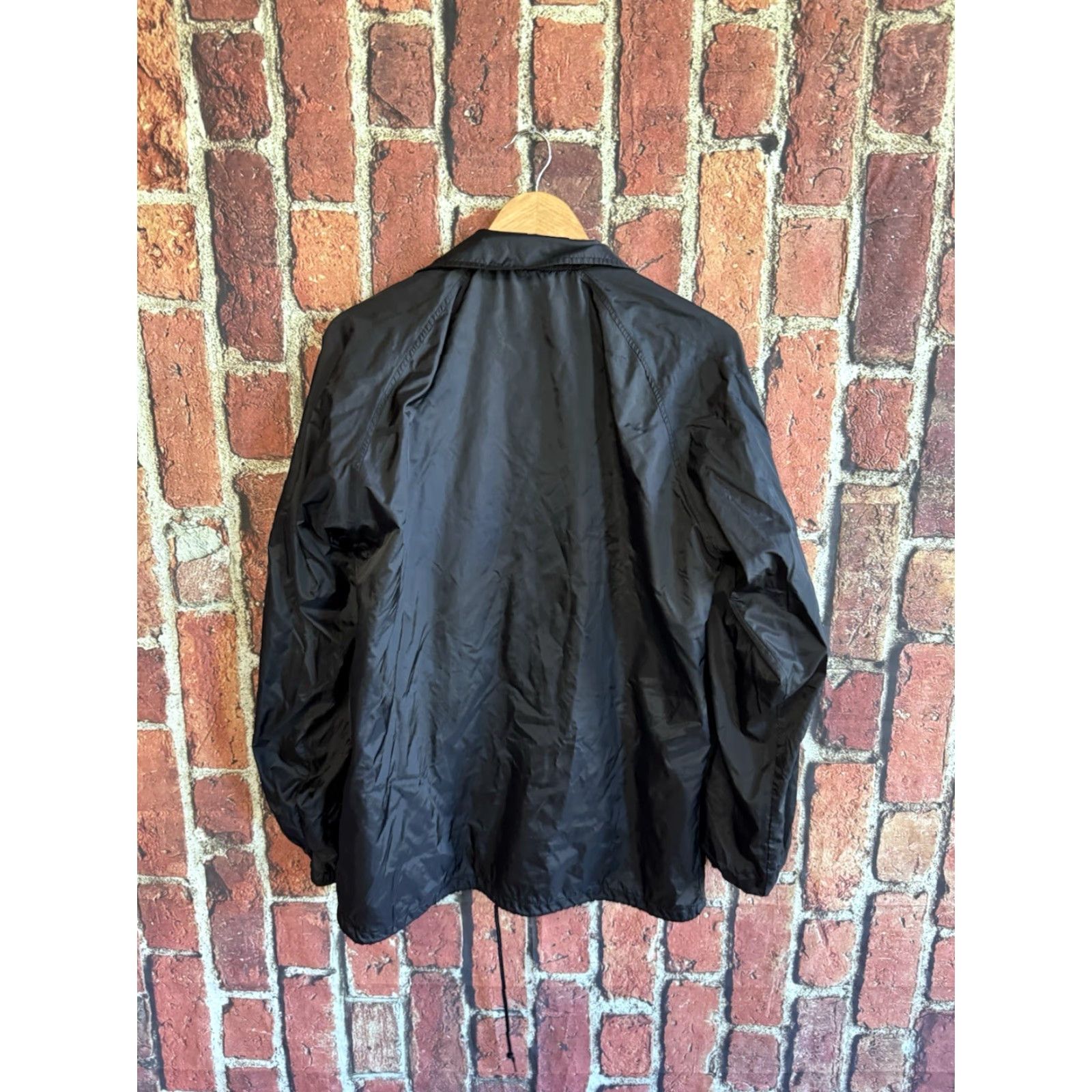 Vintage XXXTENTACION Skins Jacket Black Nylon Lined Size Large Windbreaker Casual Mens Regular Jacket Size US L / EU 52-54 / 3 - 2 Thumbnail