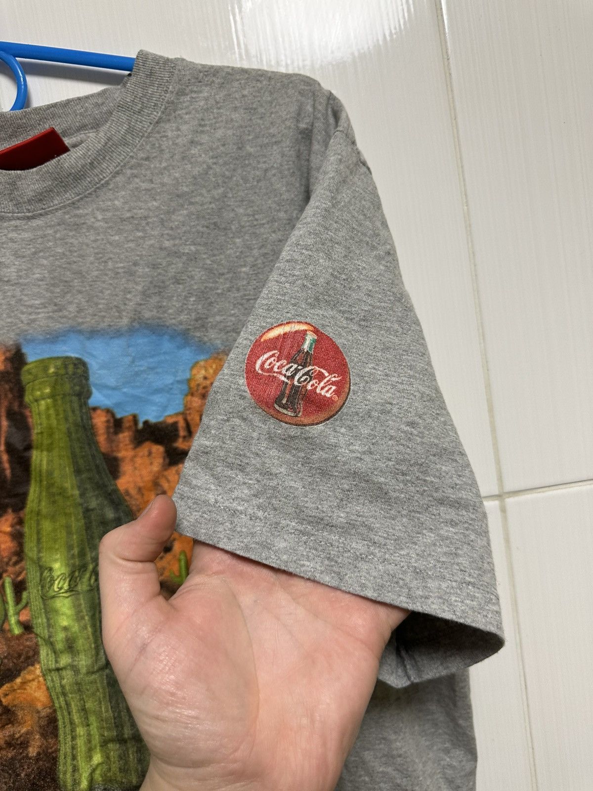 Coca Cola Vintage * LAS VEGAS - Cactus Bottle * 1998 Faded Coca-Cola Size US L / EU 52-54 / 3 - 5 Thumbnail