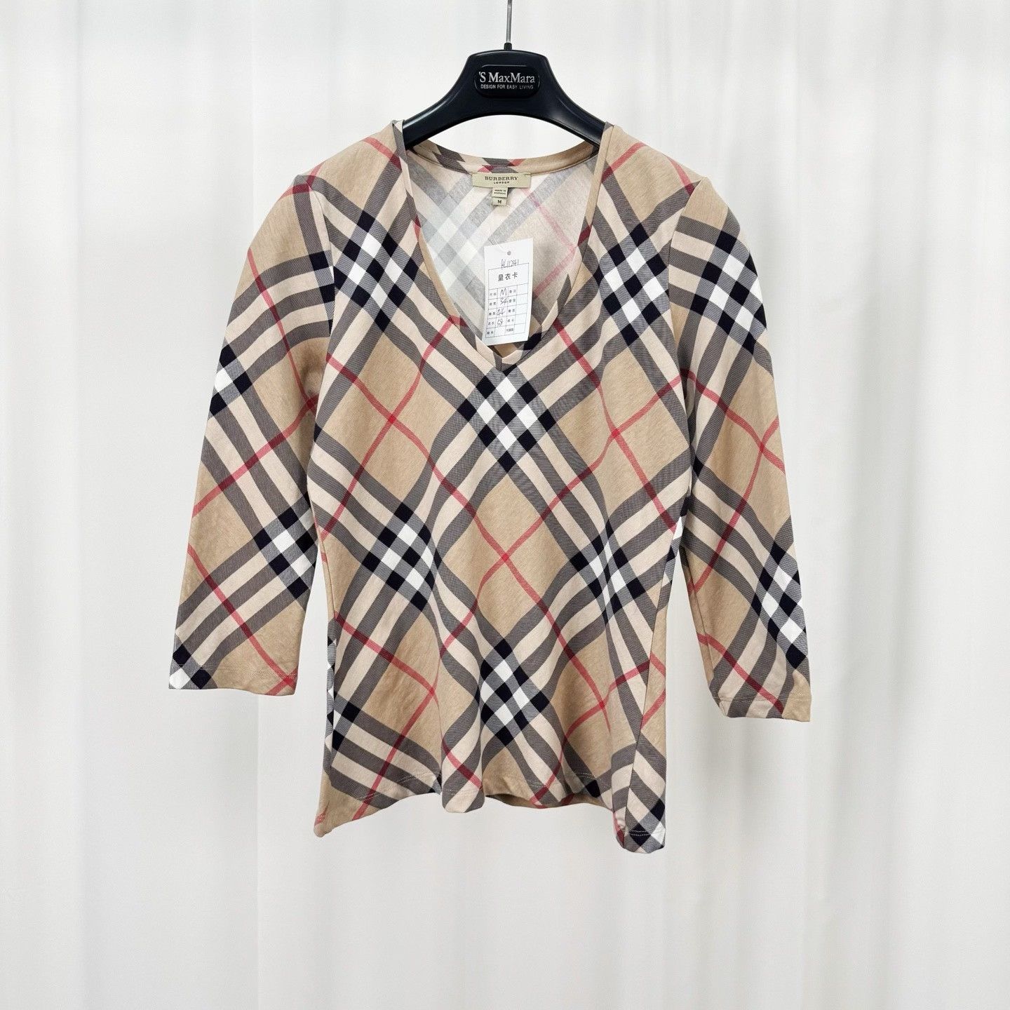Burberry Burberry Classic Check Long-Sleeve Size M / US 6-8 / IT 42-44 - 1 Thumbnail