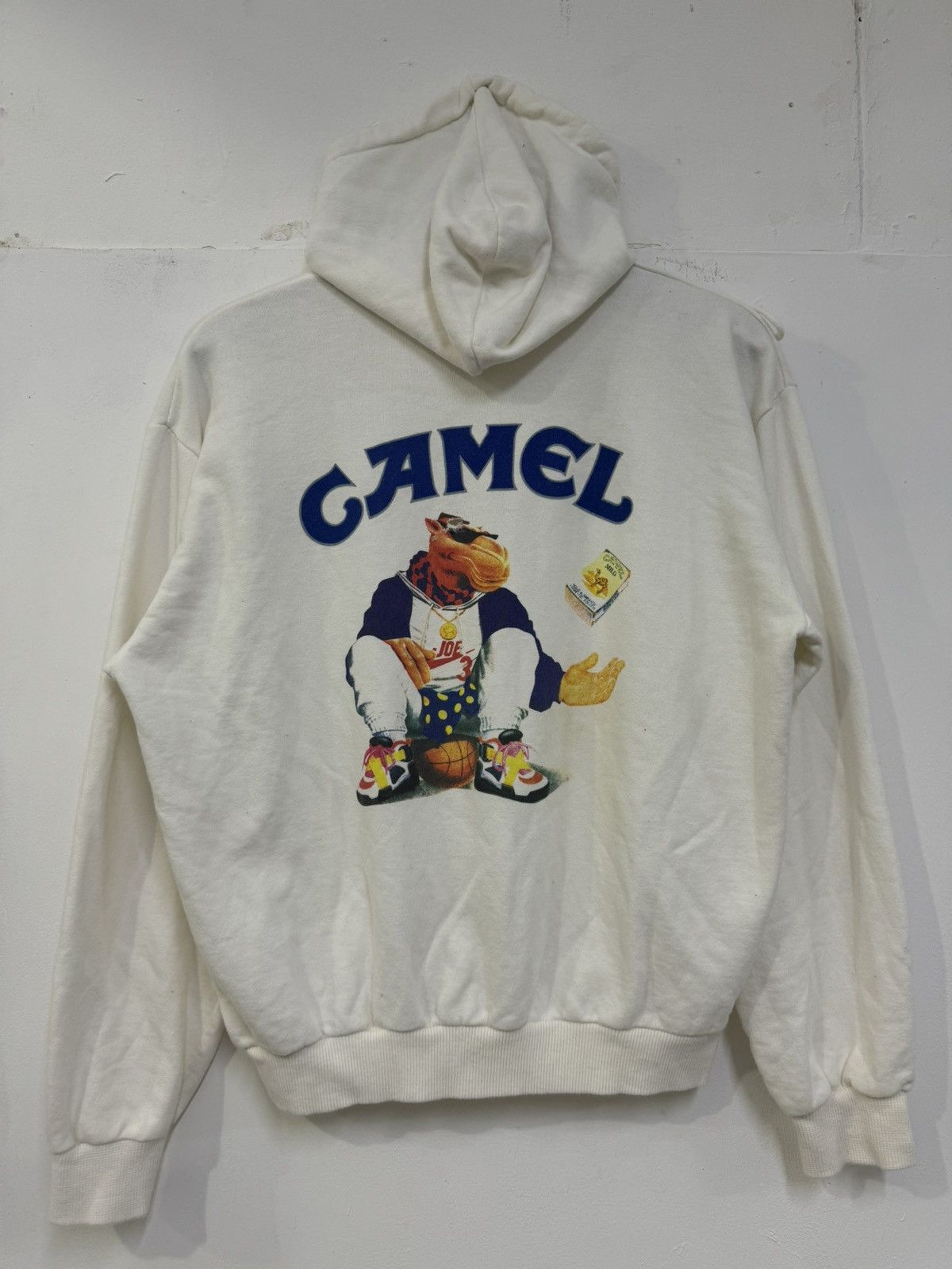 Camel VINTAGE JOE CAMEL HOODIE BACK HIT PRINTED Size US L / EU 52-54 / 3 - 1 Thumbnail