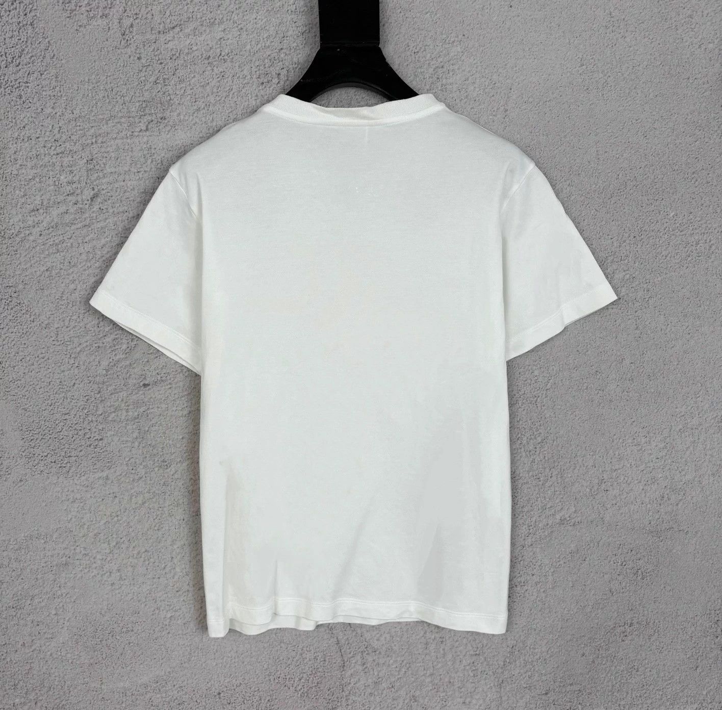 Louis Vuitton LV Shield Print Chain T-shirt NWT Size S Size S / US 4 / IT 40 - 2 Thumbnail