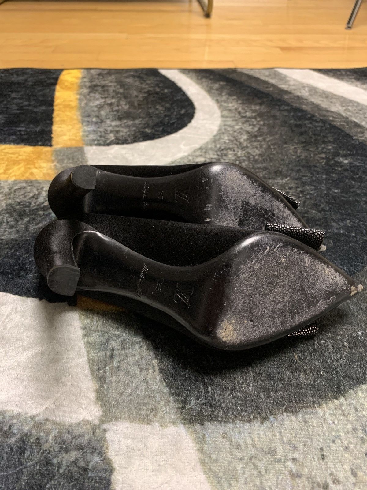Louis Vuitton Louis Vuitton Heels Bow Size ONE SIZE - 8 Thumbnail