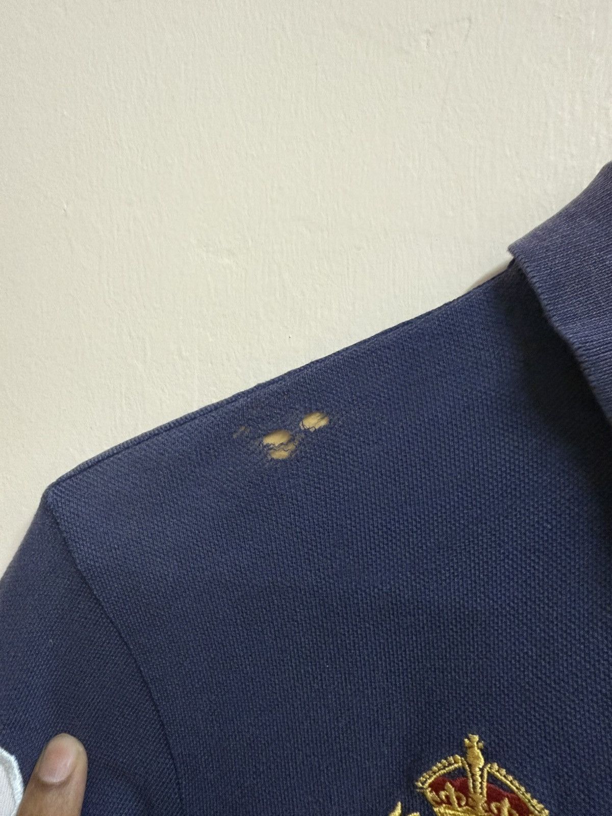 Polo Ralph Lauren Distressed Polo By Ralph Lauren London Size US S / EU 44-46 / 1 - 4 Thumbnail