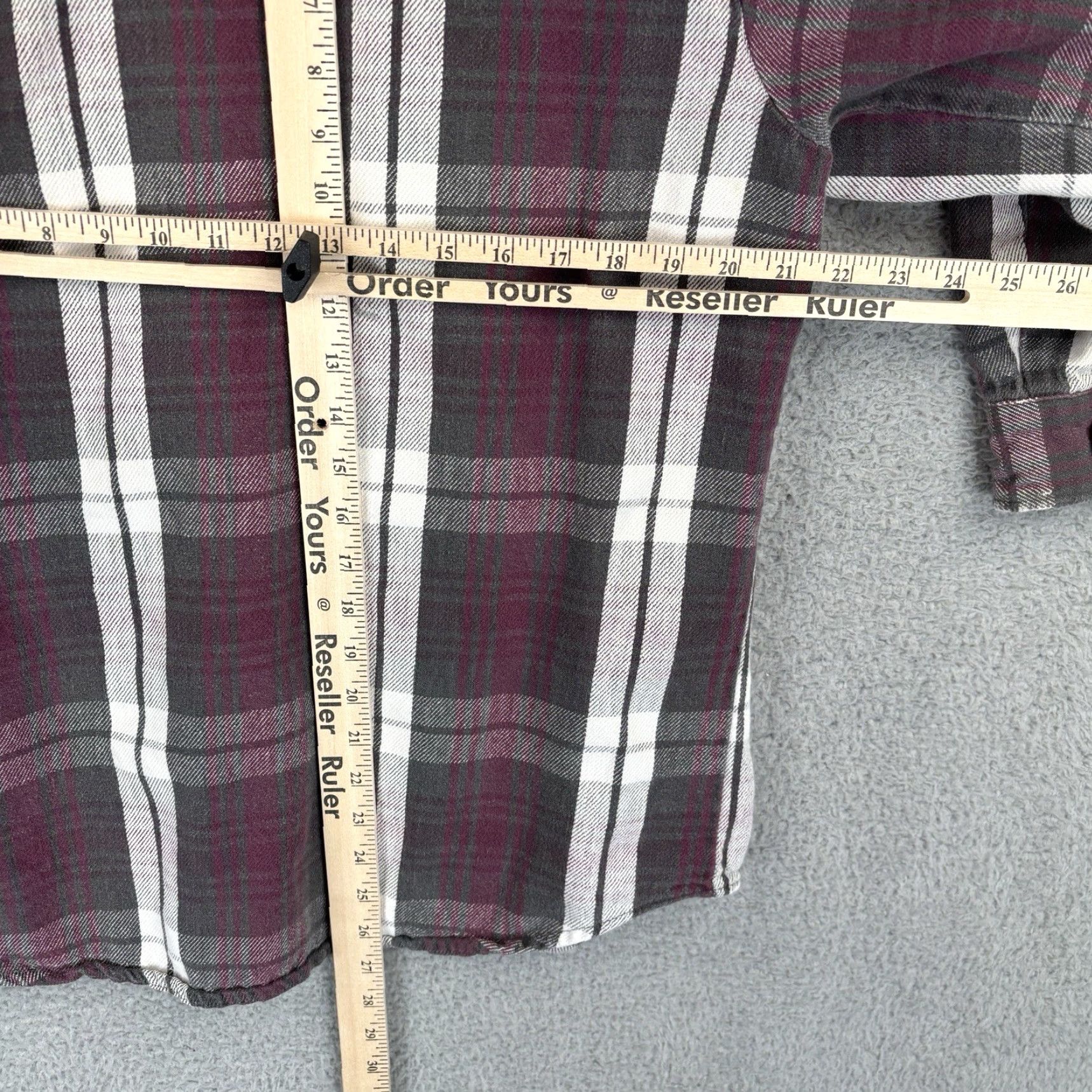 Vintage VINTAGE OshKosh B’Gosh Heavy Flannel Work Shirt Men M Maroon Gray Plaid USA Size US M / EU 48-50 / 2 - 6 Thumbnail