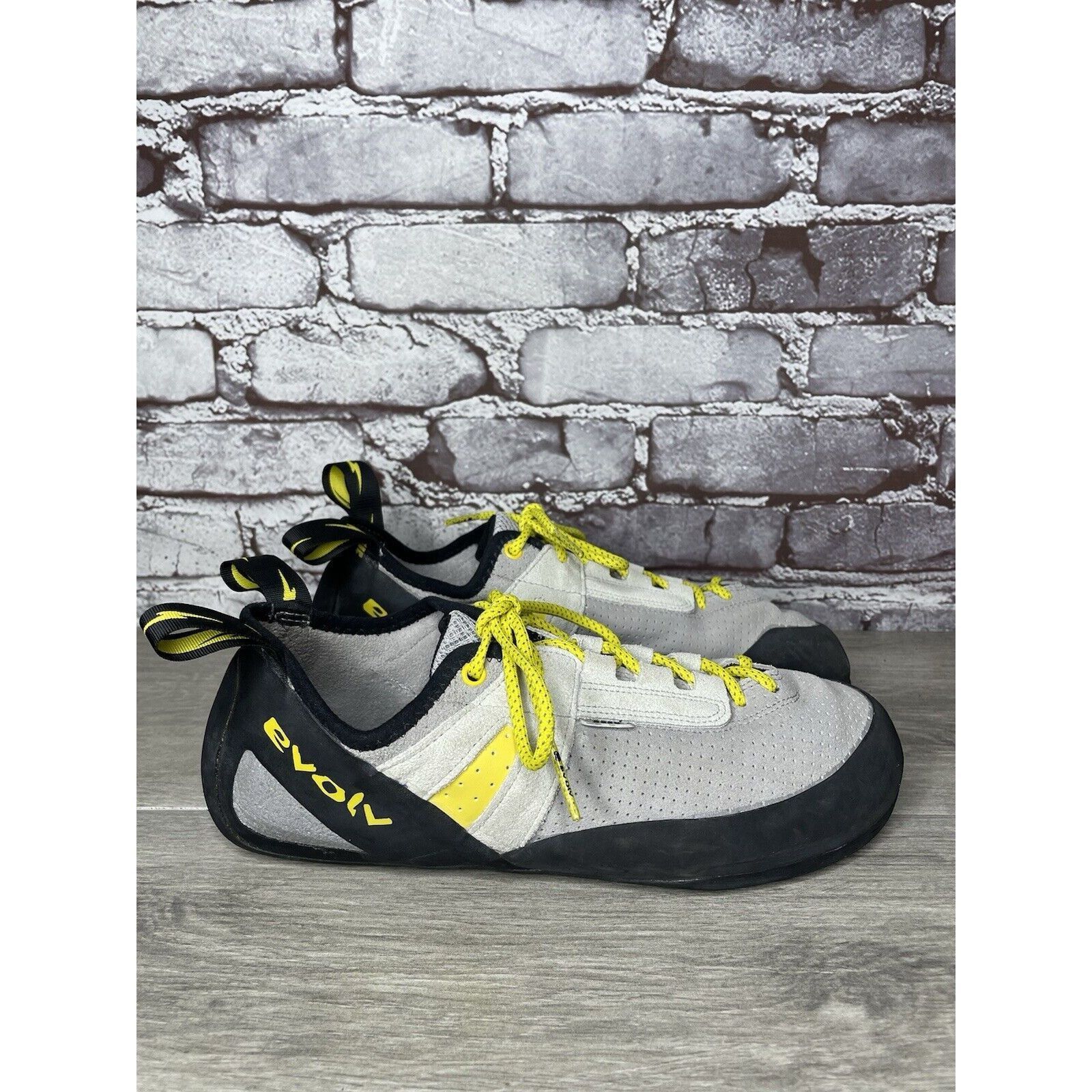 Other Evolv Defy Gray & Yellow Lace Up Climbing Shoes Fog Men Sz 1 Size US 12 / EU 45 - 3 Thumbnail