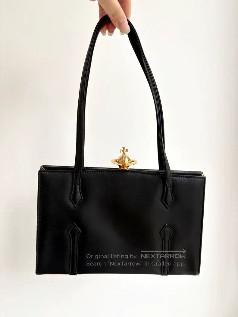 Vivienne Westwood Vivienne Westwood size os Vintage Black Saturn Shoulder Bag Size ONE SIZE - 1 Thumbnail
