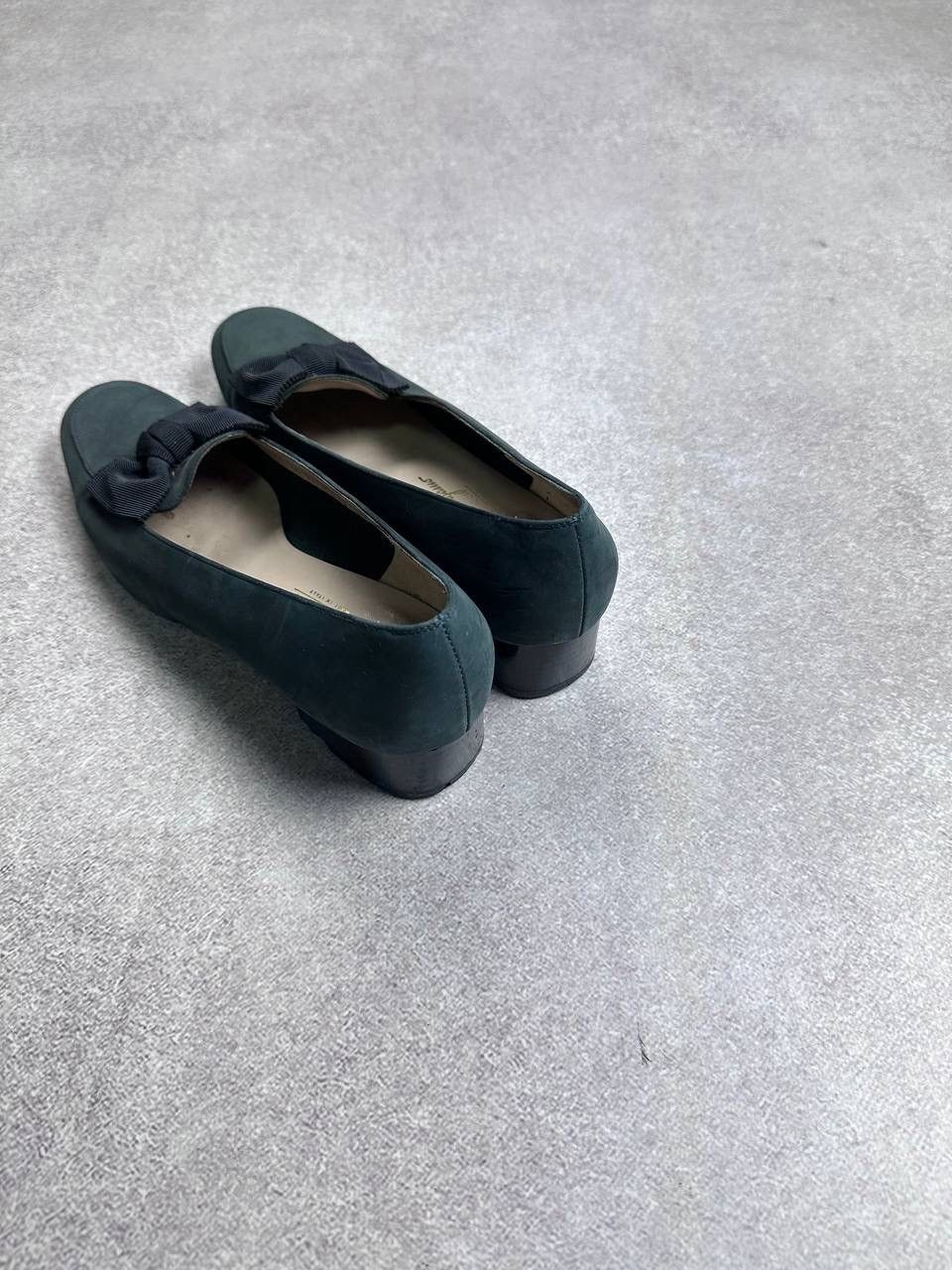 Salvatore Ferragamo Vintage Salvadore Ferragamo Luxury Woman's Flats Size US 8.5 / IT 38.5 - 5 Thumbnail