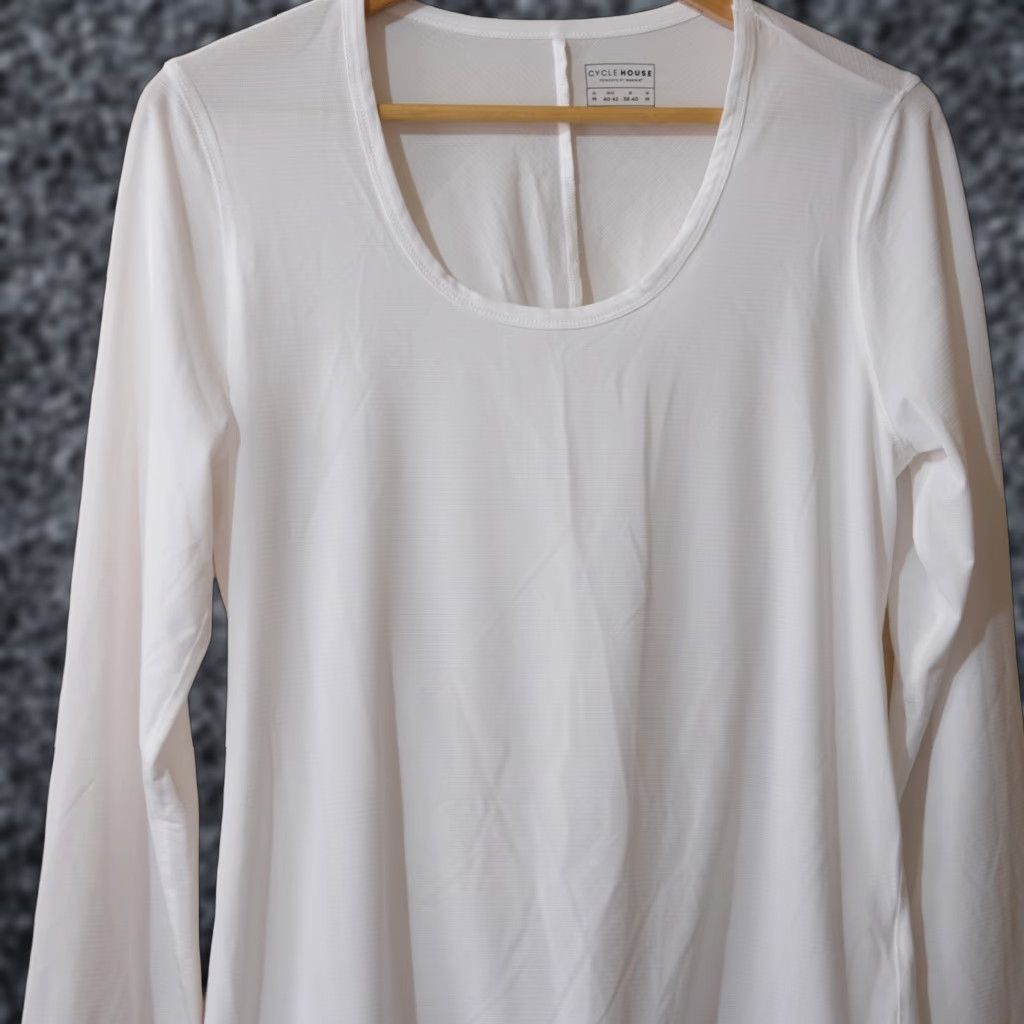 Vintage Cycle House Marika Longsleeve WhiteTee Shirt Top Women's M White Jersey T-Shirt Casual Activewear Womens M Size M / US 6-8 / IT 42-44 - 1 Thumbnail
