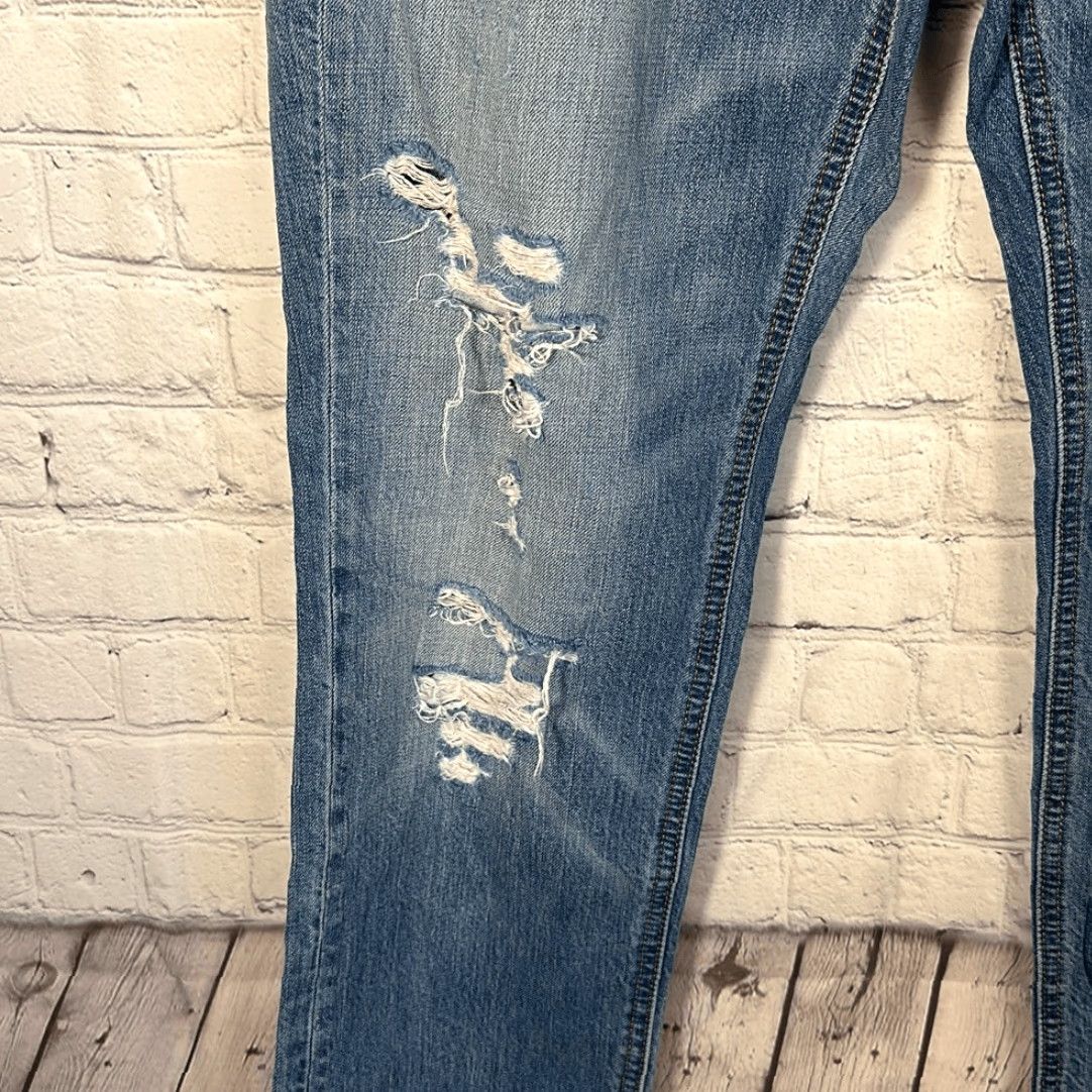 Vintage Levi’s Men’s 541 Athletic Fit Distressed Jeans W32 x L32 Blue Regular Jeans Men Size 32 32 Distressed Athletic Straight style 541 Size US 32 / EU 48 - 4 Thumbnail