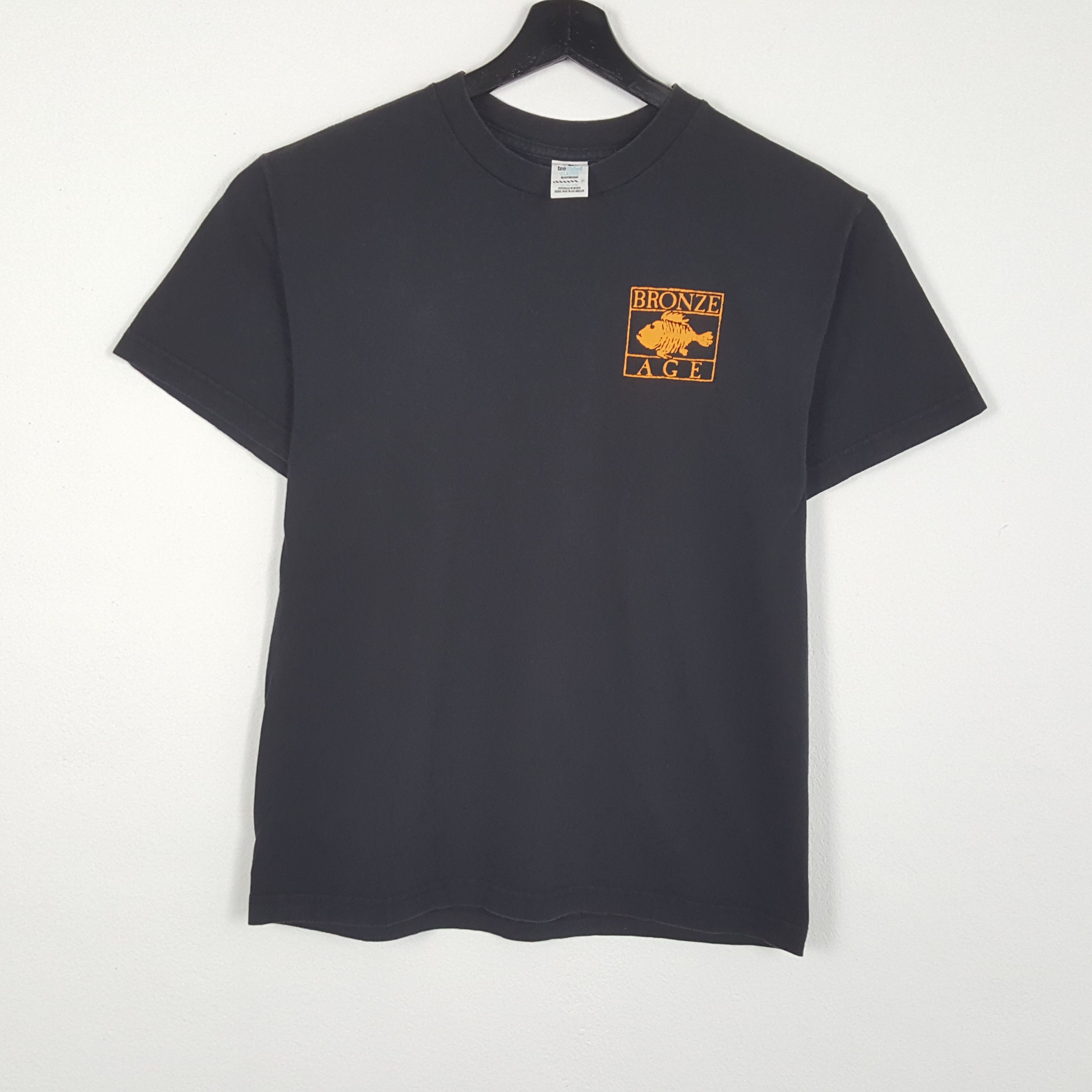 Vintage BRONZE AGE Back Print Design Streetwear Style Tshirt Size US M / EU 48-50 / 2 - 3 Thumbnail