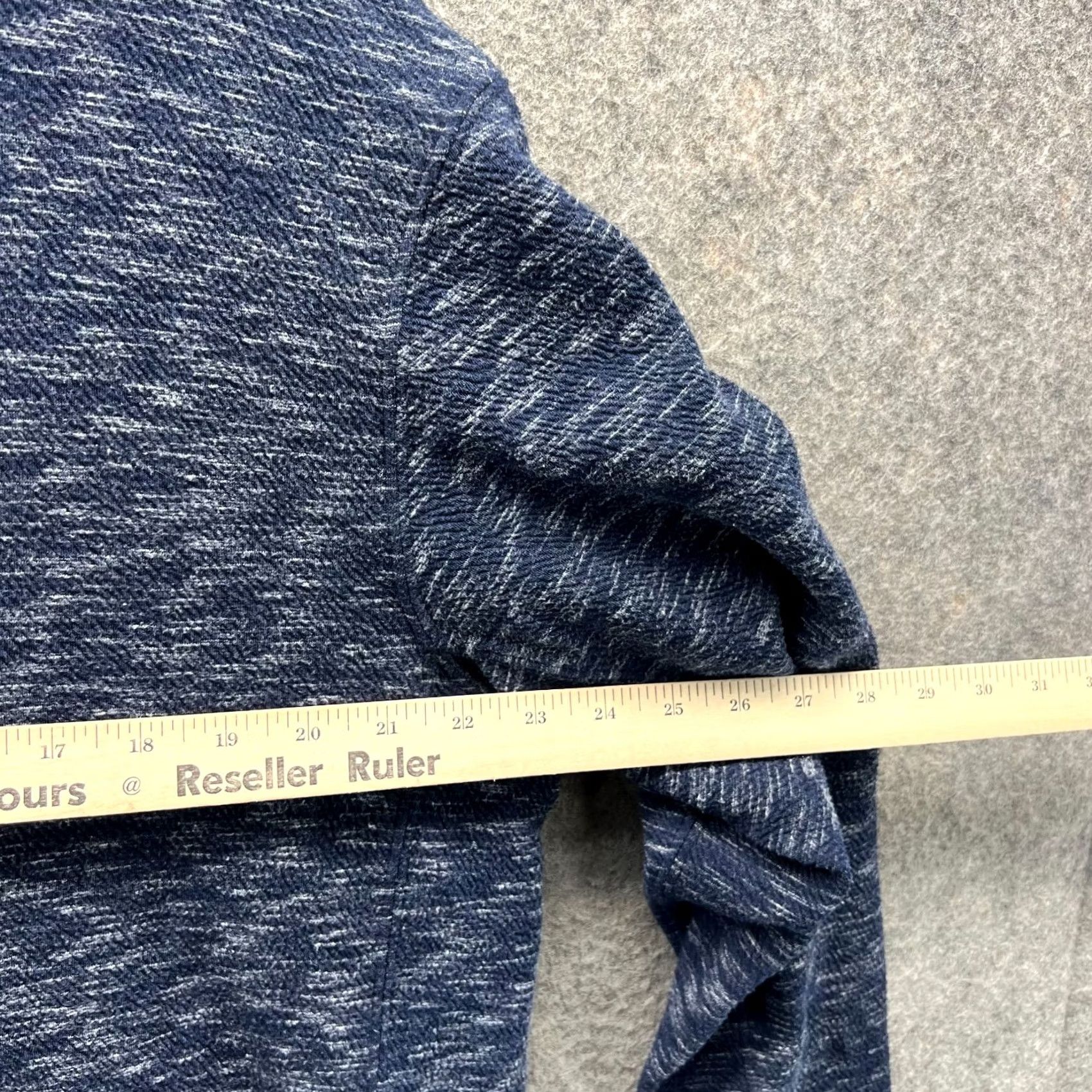 Orvis Orvis Sweater Mens Medium Blue Navy Fleece Crewneck Pullover Cotton Button Logo Pattern Solid Shirt Jacket? Size US M / EU 48-50 / 2 - 6 Thumbnail