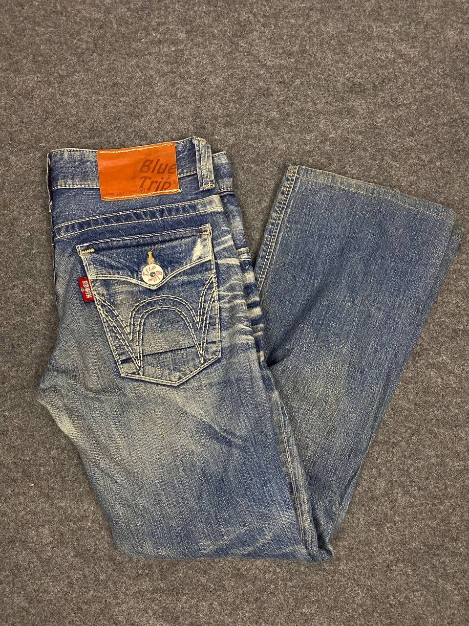 Edwin edwin blue trip uneven faded distressed denim Size 35" - 2 Thumbnail