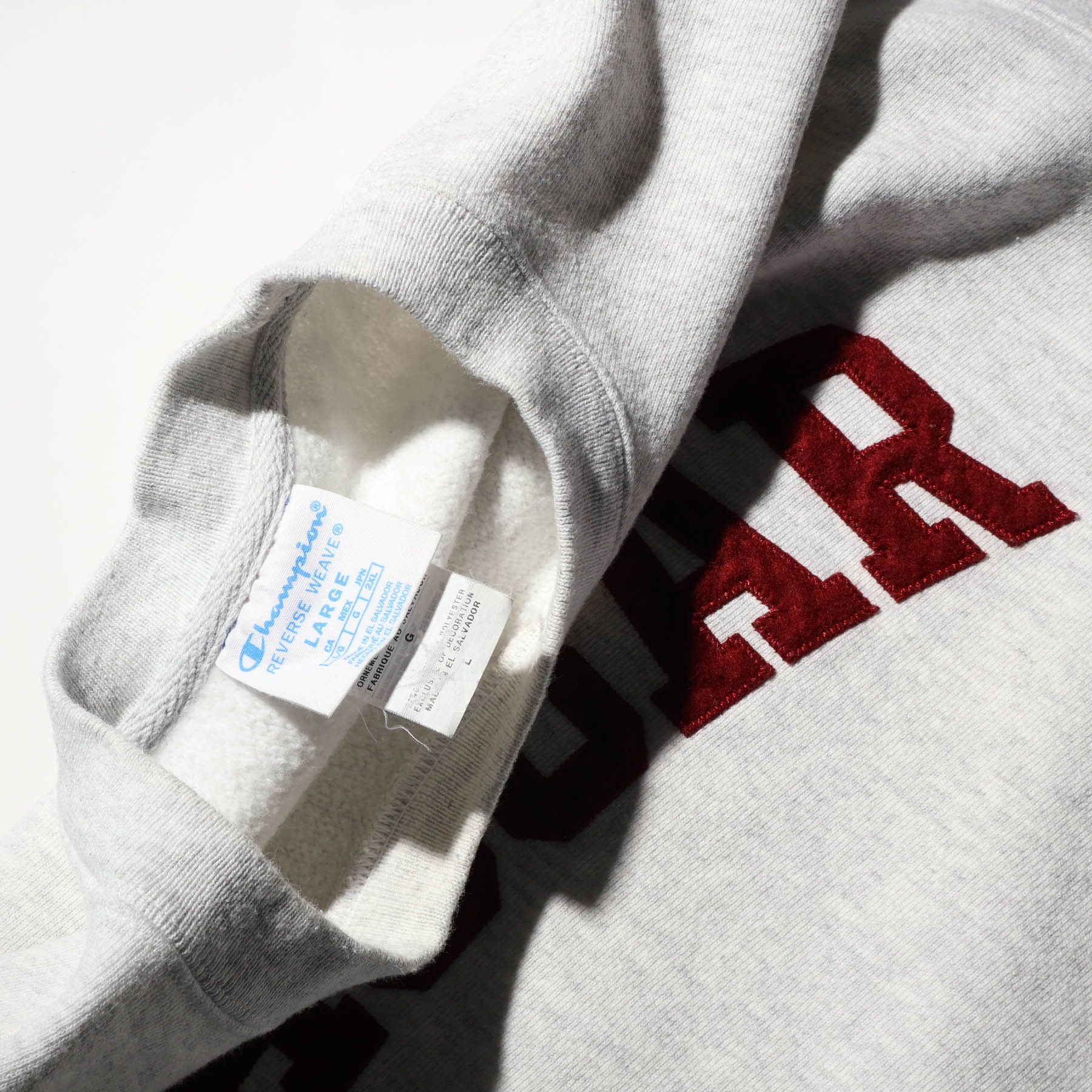 Vintage VTG Vessar College Champion Sewn On Logo Crewneck Sweatshirt Size US L / EU 52-54 / 3 - 3 Thumbnail