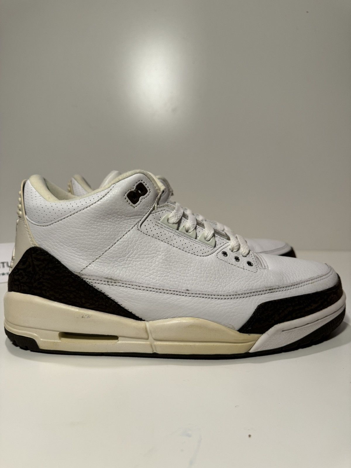 Jordan Brand Jordan 3 Mocha Size US 12 / EU 45 - 13 Thumbnail