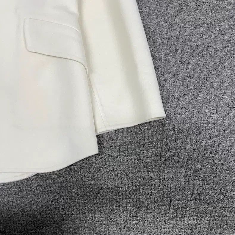 Hermes Hermes Equestrian Three-Button Notched Lapel Coat Size S / US 4 / IT 40 - 3 Thumbnail
