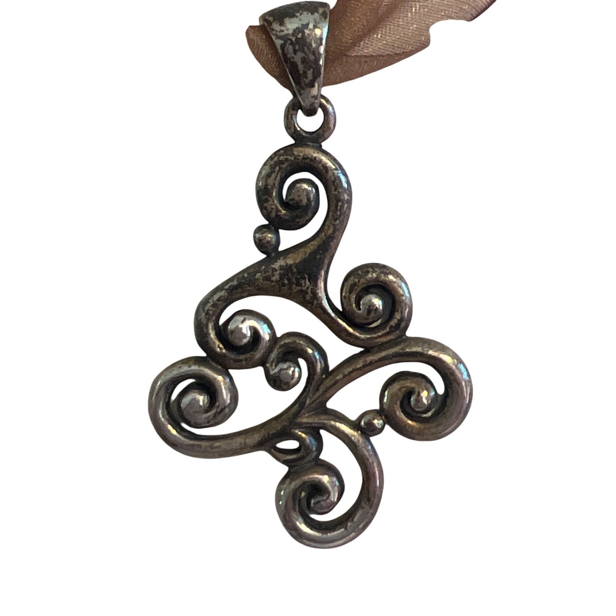 Other Vintage Sterling Silver Swirl Pendant Necklace Sheer Ribbon Size ONE SIZE - 2 Thumbnail