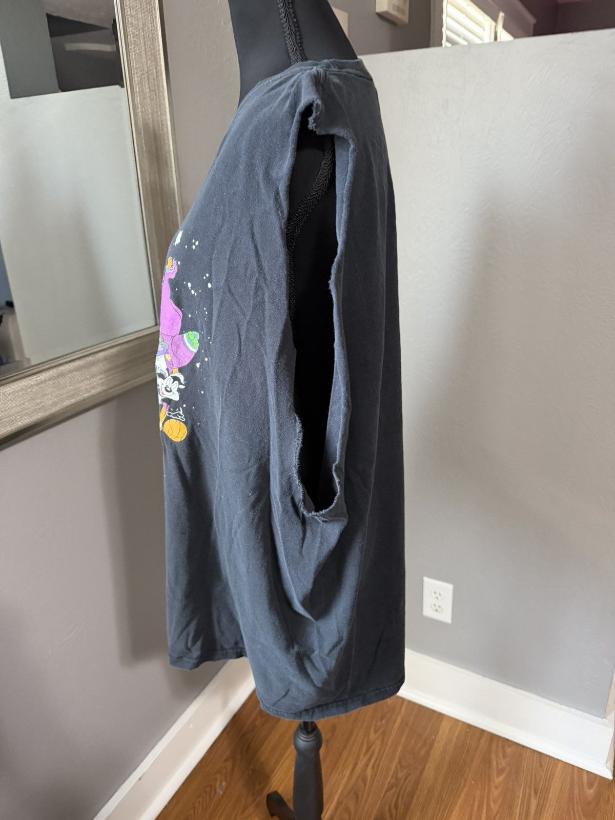 Other VTG 90’s Space Jam Movie Shirt Cut-Off Sleeves Size 3XL. Size US XXL / EU 58 / 5 - 5 Thumbnail