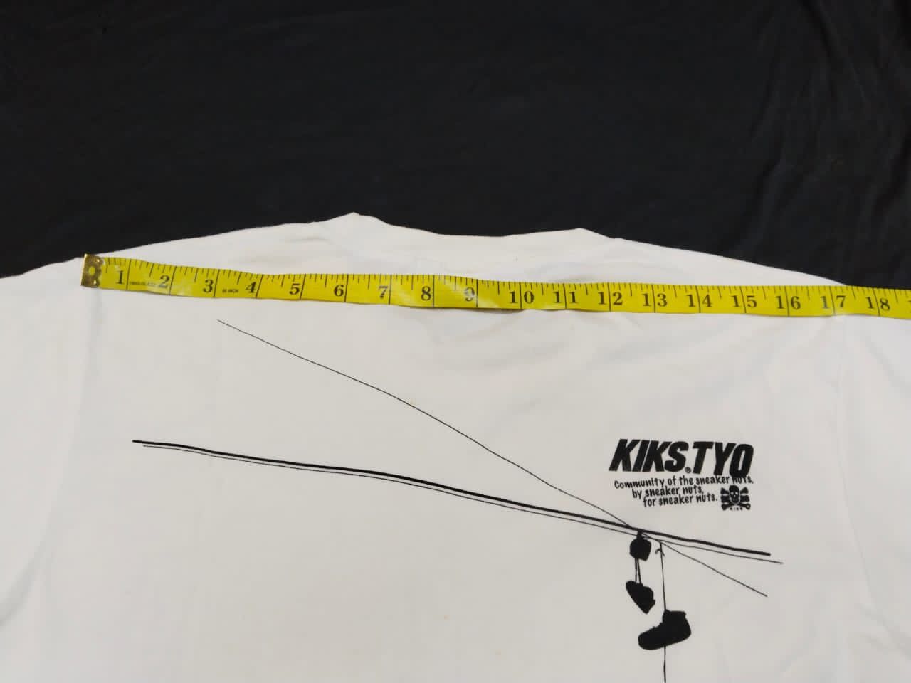 Japanese Brand × KIKS TYO KIKS TYO – Air Jordan III Print T-Shirt Size US M / EU 48-50 / 2 - 14 Thumbnail