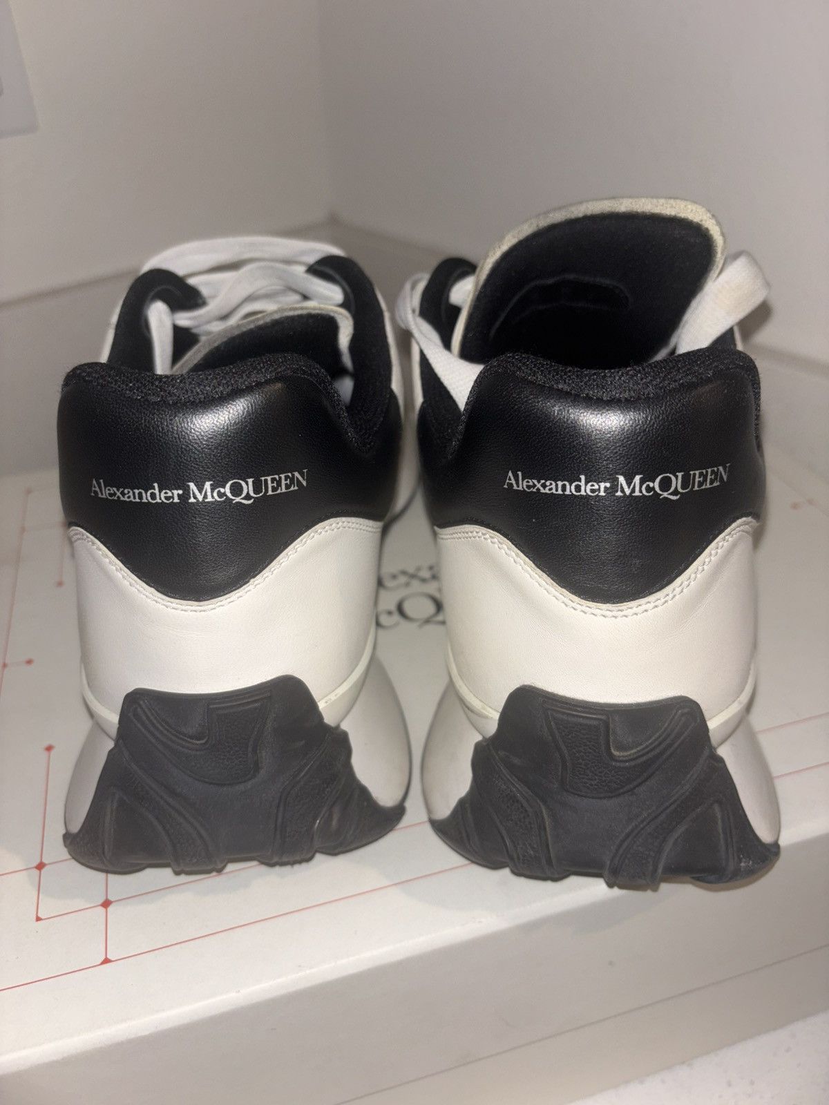 Alexander McQueen Alexander McQueen B&W Sneakers Size US 10.5 / EU 43-44 - 3 Thumbnail