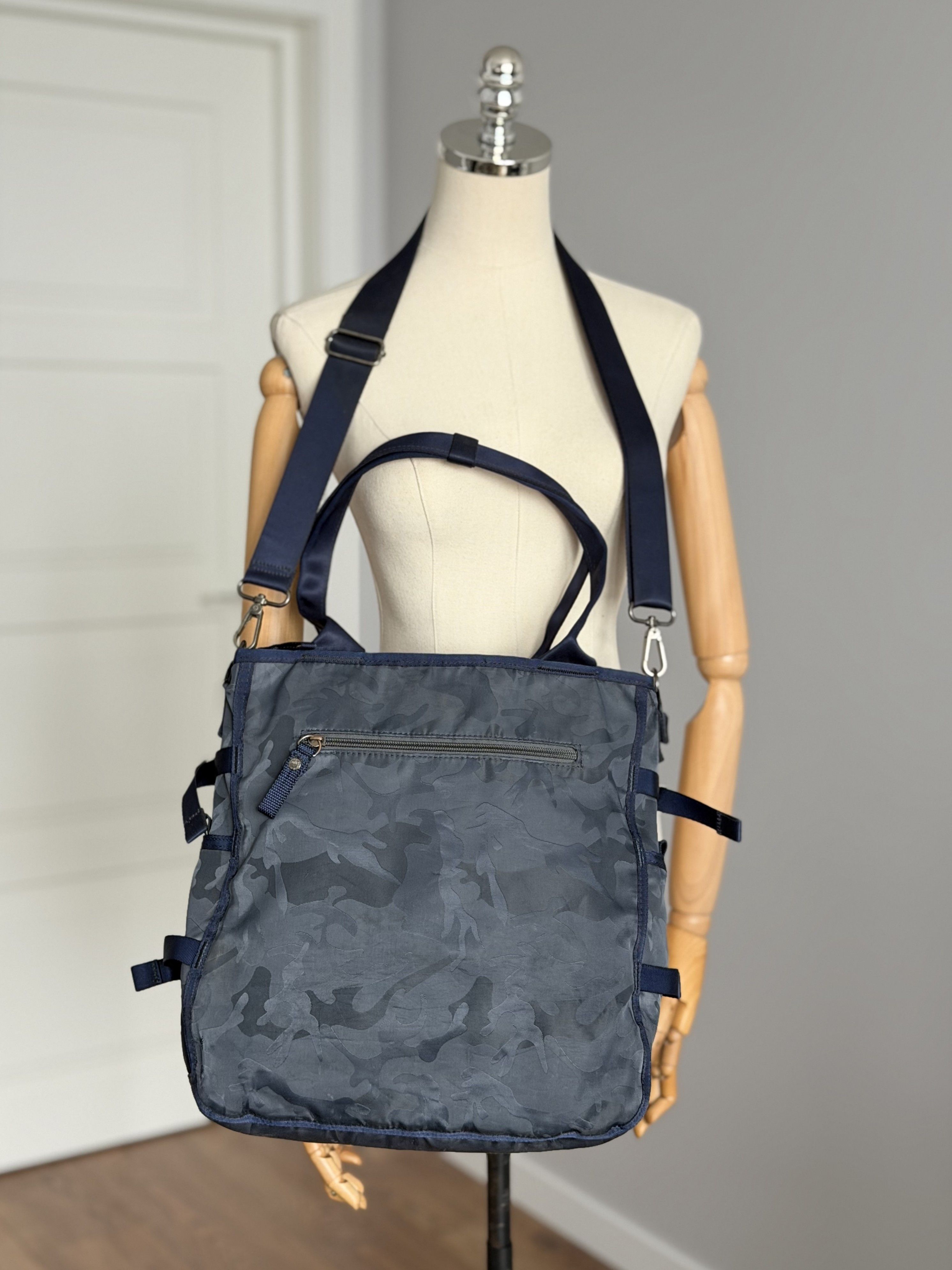 George Gina & Lucy George Gina & Lucy GGL Magic Maki Camo Handbag Shoulder Bag Size ONE SIZE - 12 Thumbnail