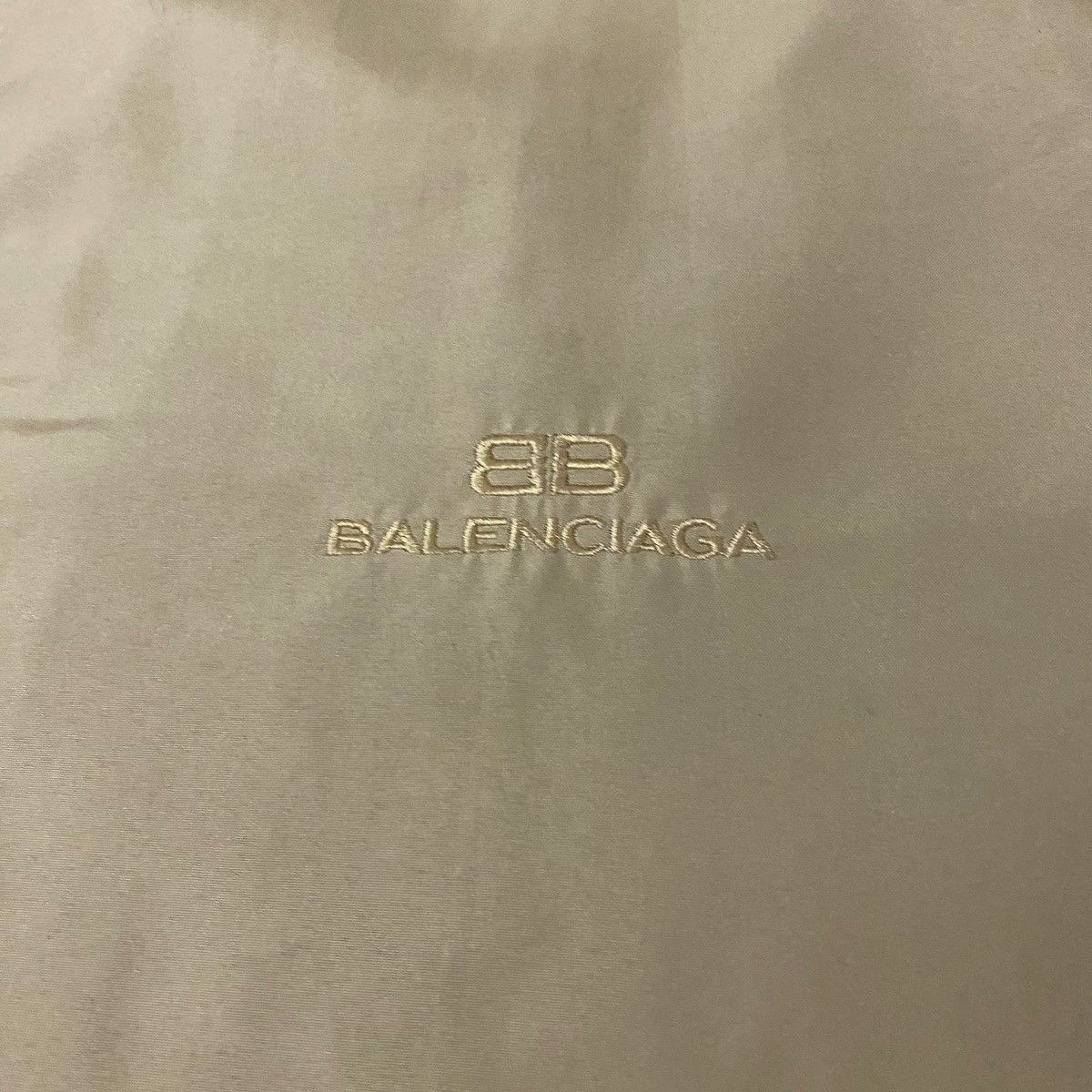 Balenciaga Vintage Balenciaga Hidden Hoodie Logo Light Jacket Size US L / EU 52-54 / 3 - 6 Thumbnail