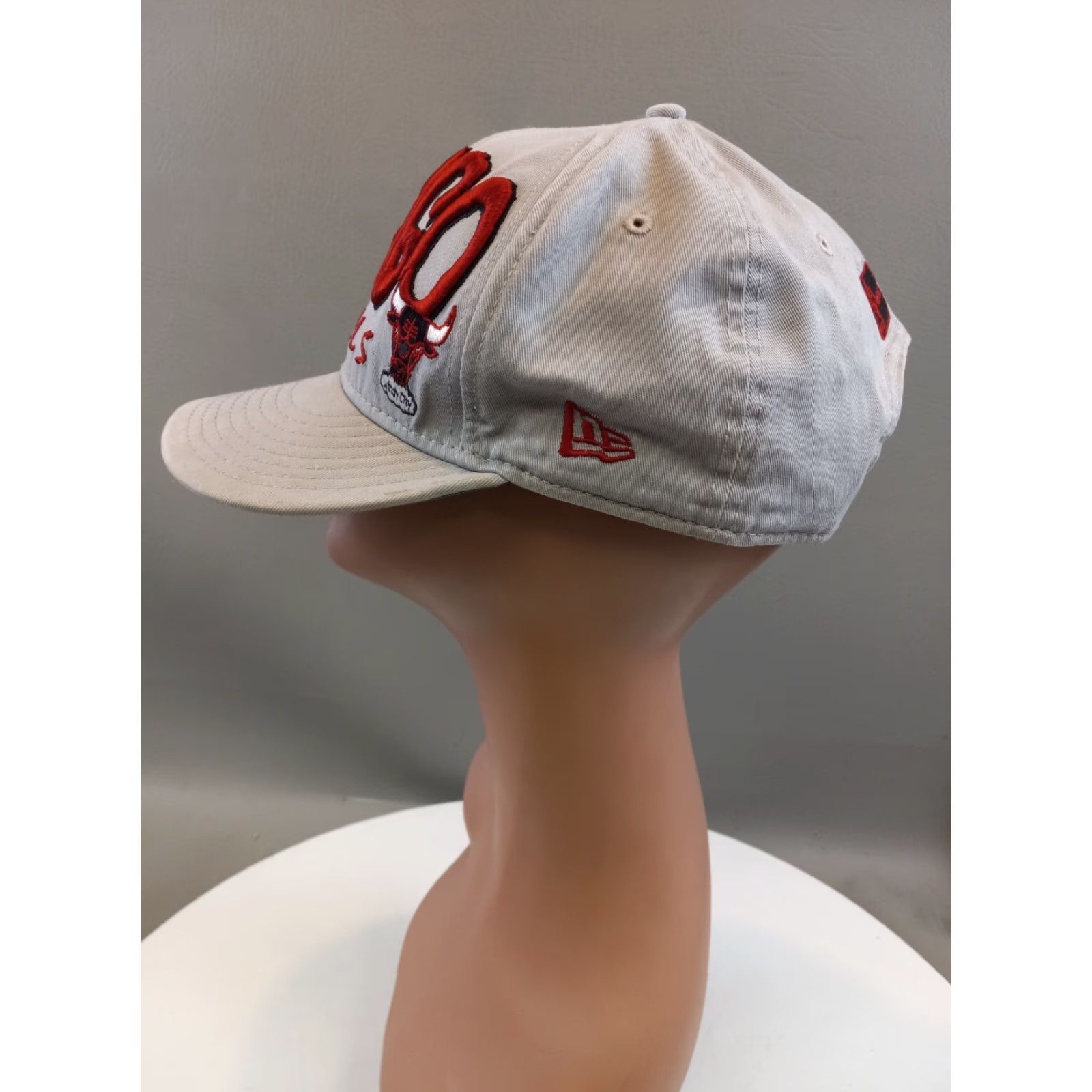 New Era VINTAGE Chicago Bulls Windy City New Era 9 Fifty Snapback Hat Grey HWC Hardwood Classics Mens One Size Gray Size ONE SIZE - 3 Thumbnail