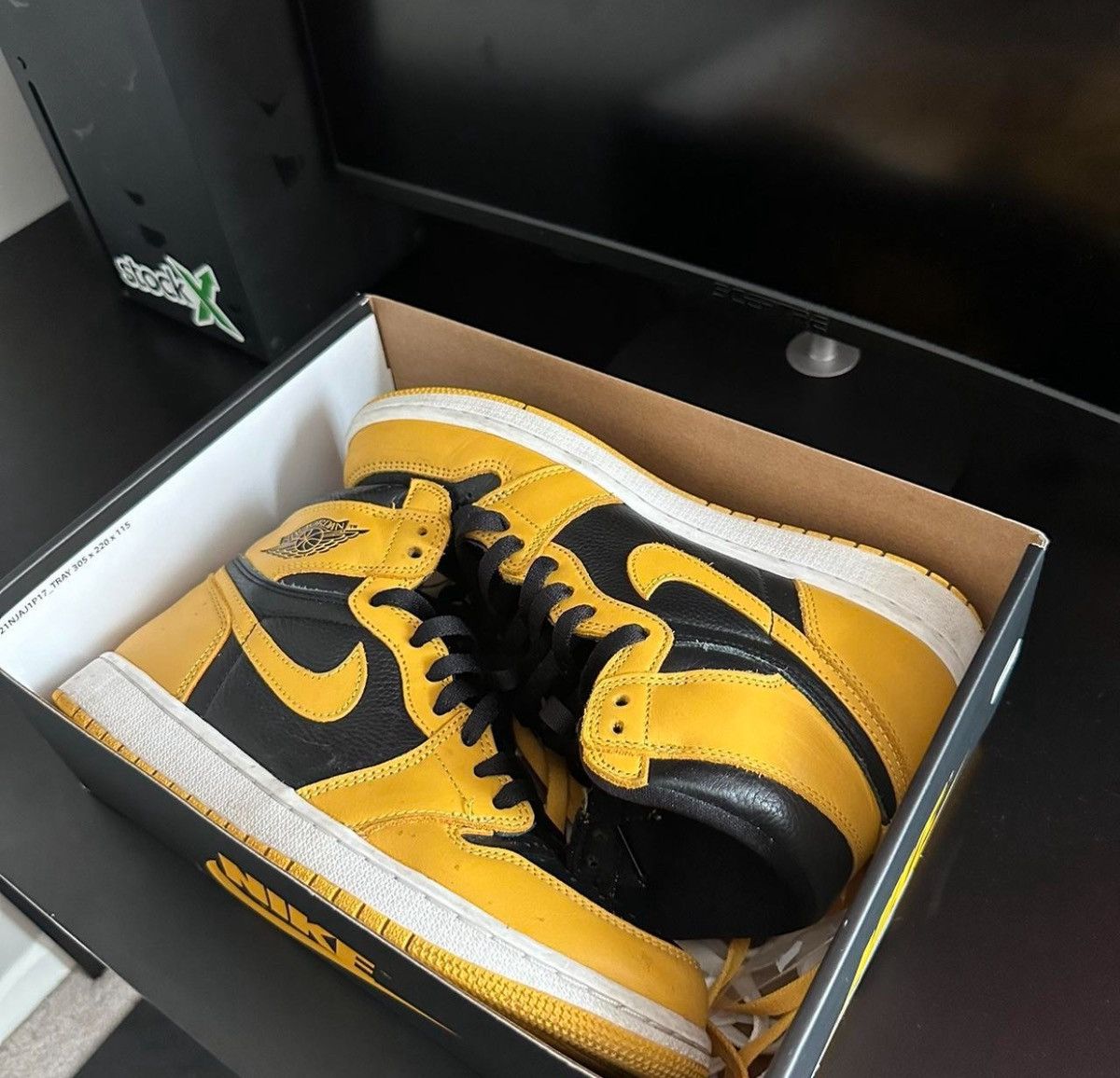 Jordan Brand × Nike Jordan One “Pollen” Size US 8.5 / EU 41-42 - 1 Thumbnail