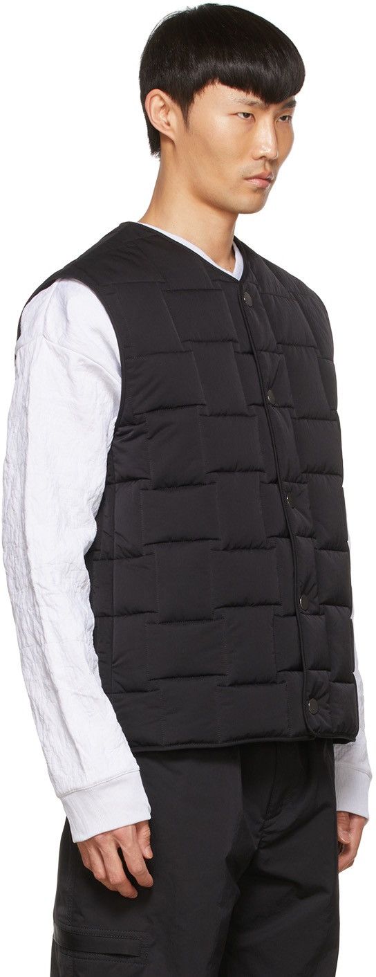 Bottega Veneta Gilet Intreccio Padded Tech Nylon Button On Vest Size US L / EU 52-54 / 3 - 2 Thumbnail
