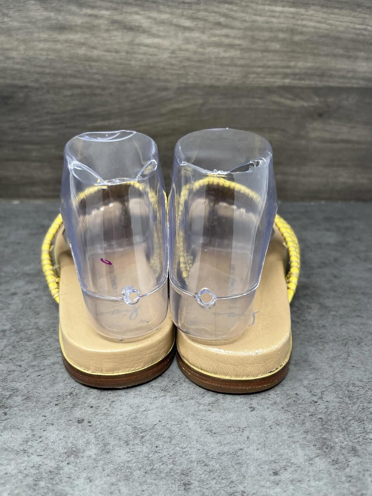 Donald Pliner Donald J Pilner Sandals Womens Size 7.5 Yellow Lisa Leather Size US 7.5 / IT 37.5 - 6 Thumbnail