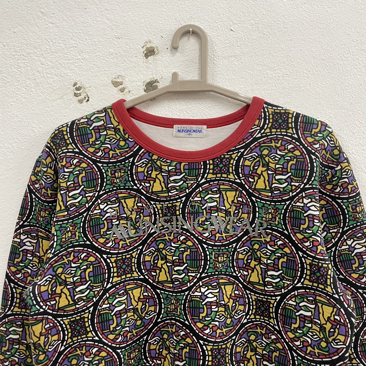 Vintage 🔥🇯🇵Vintage Munsingwear Multicolour Baroque Sweatshirts Size US M / EU 48-50 / 2 - 3 Thumbnail