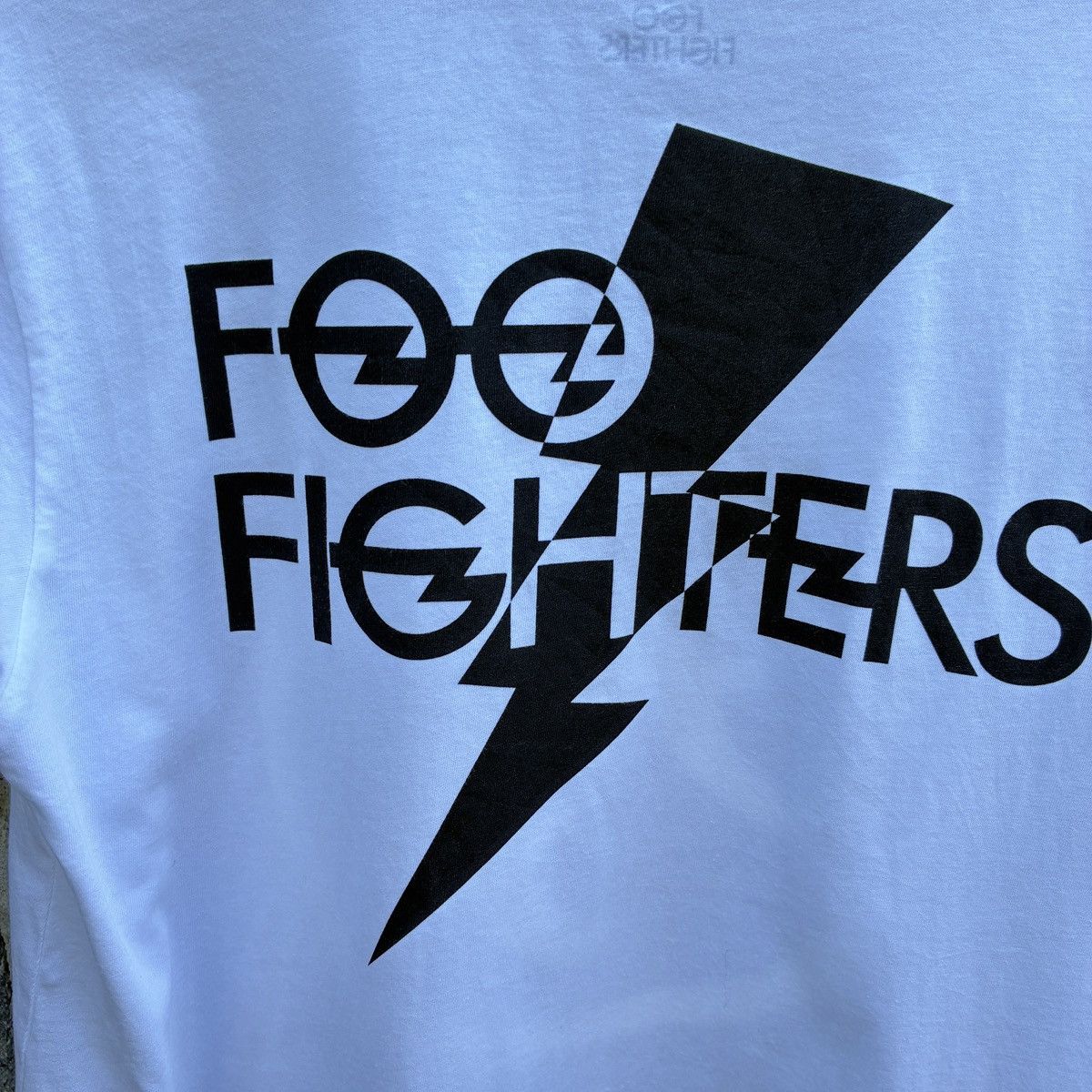 Uniqlo Uniqlo x Foo Fighter Band White T-Shirt Sz M Size US M / EU 48-50 / 2 - 6 Thumbnail