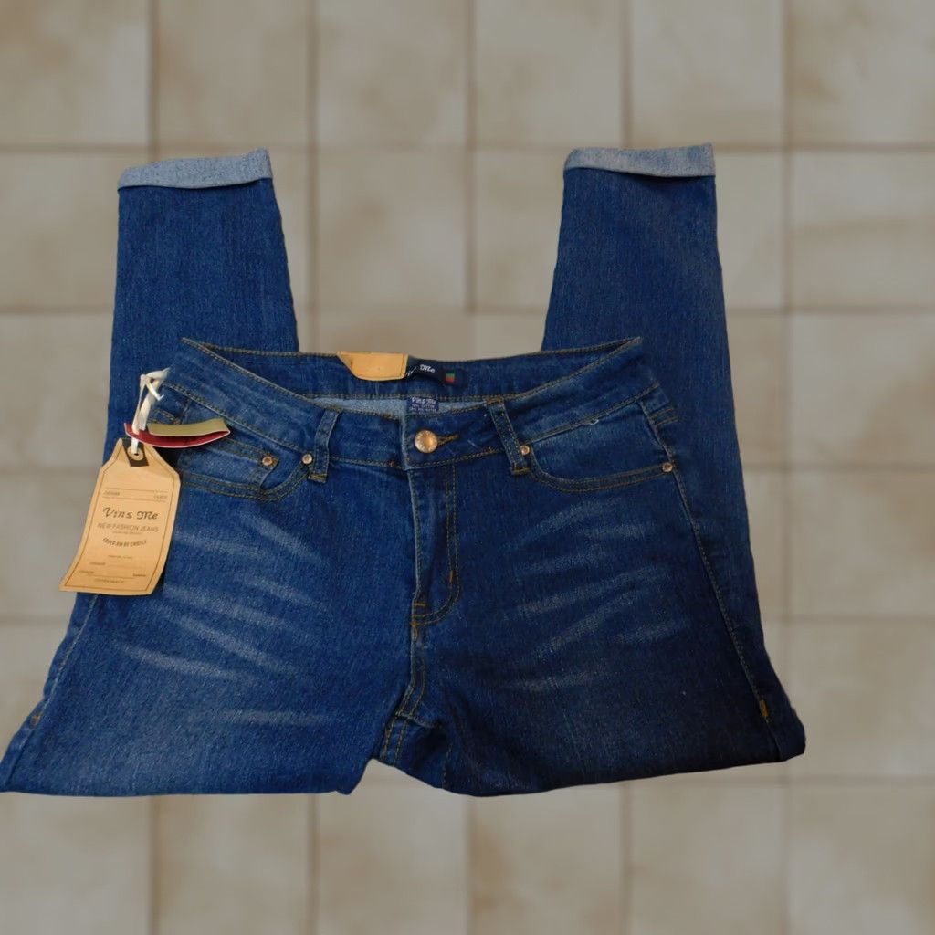 Denime Vins Me Jeans Women 9 Blue Straight Cuffed Denim Zip Zipper Regular Inseam 25 Classic Color: Blue Pattern: Solid Size 9 Size 30" / US 8 / IT 44 - 1 Thumbnail