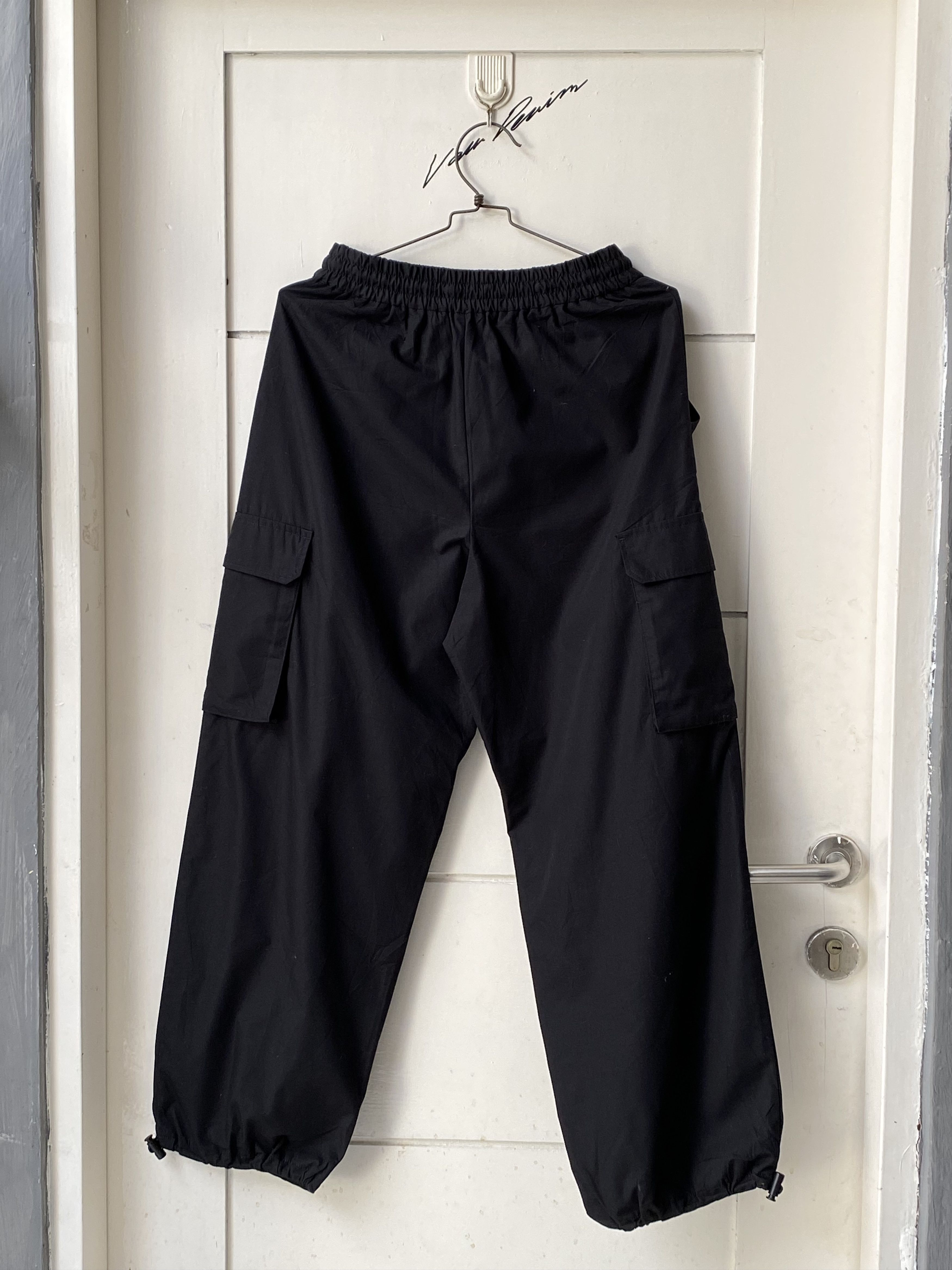 GU GU Black Wide Cargo Joger Pants Size US 26 / EU 42 - 10 Thumbnail