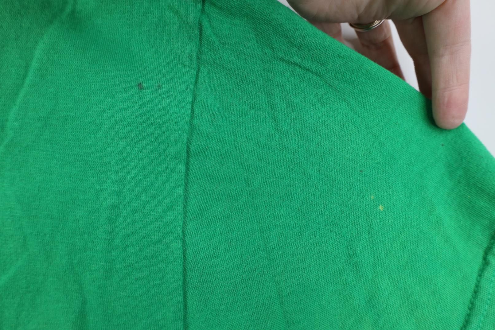 Vintage Vintage Crew The Last Tour Barry Manilow Band T-Shirt Green Size US XL / EU 56 / 4 - 10 Thumbnail