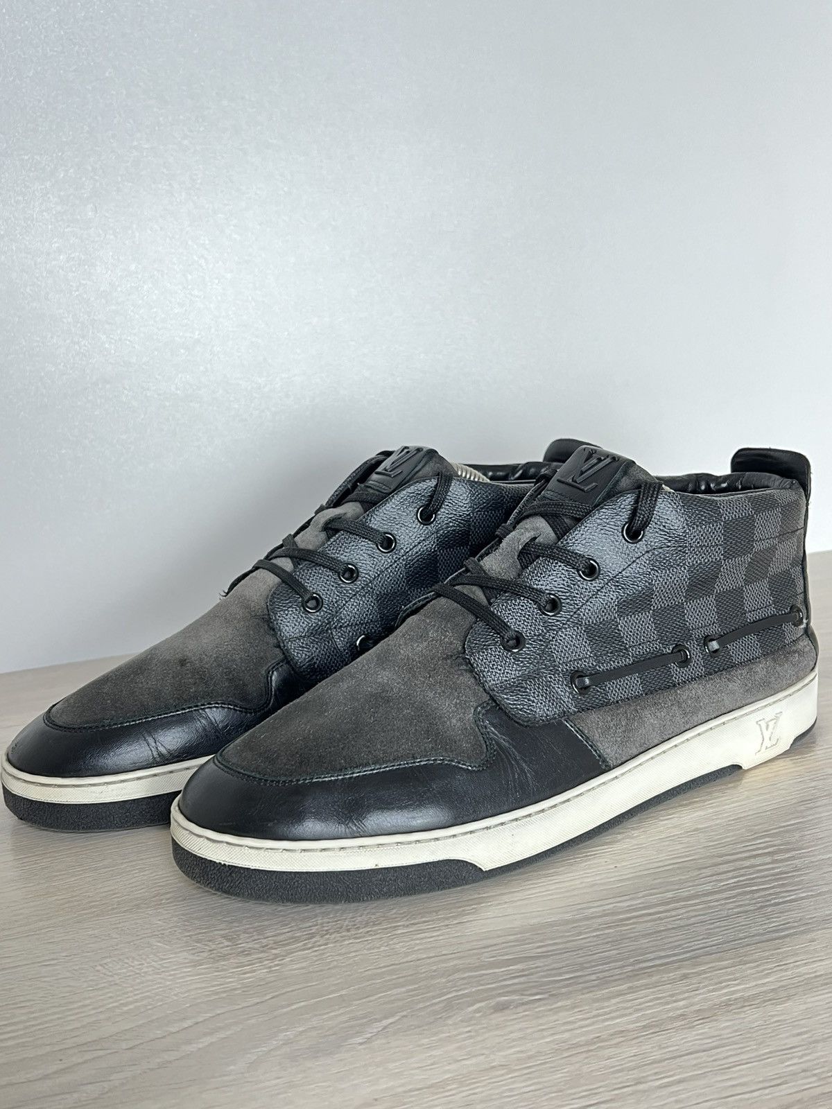 Louis Vuitton Louis Vuitton Damier Graphite Leather Mid-Top Sneaker Size US 10 / EU 43 - 1 Thumbnail