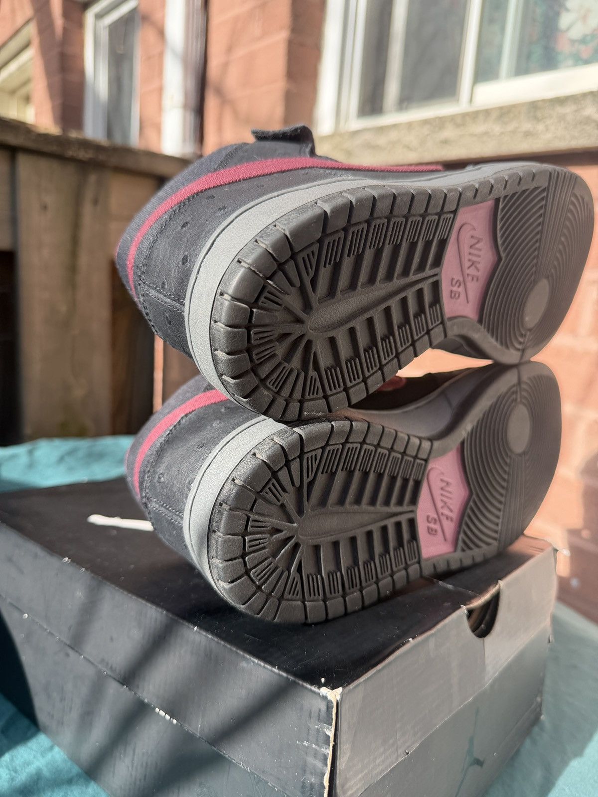Nike Nike Dunk SB Mid Ostrich / Cherrywood Size US 9.5 / EU 42-43 - 7 Thumbnail