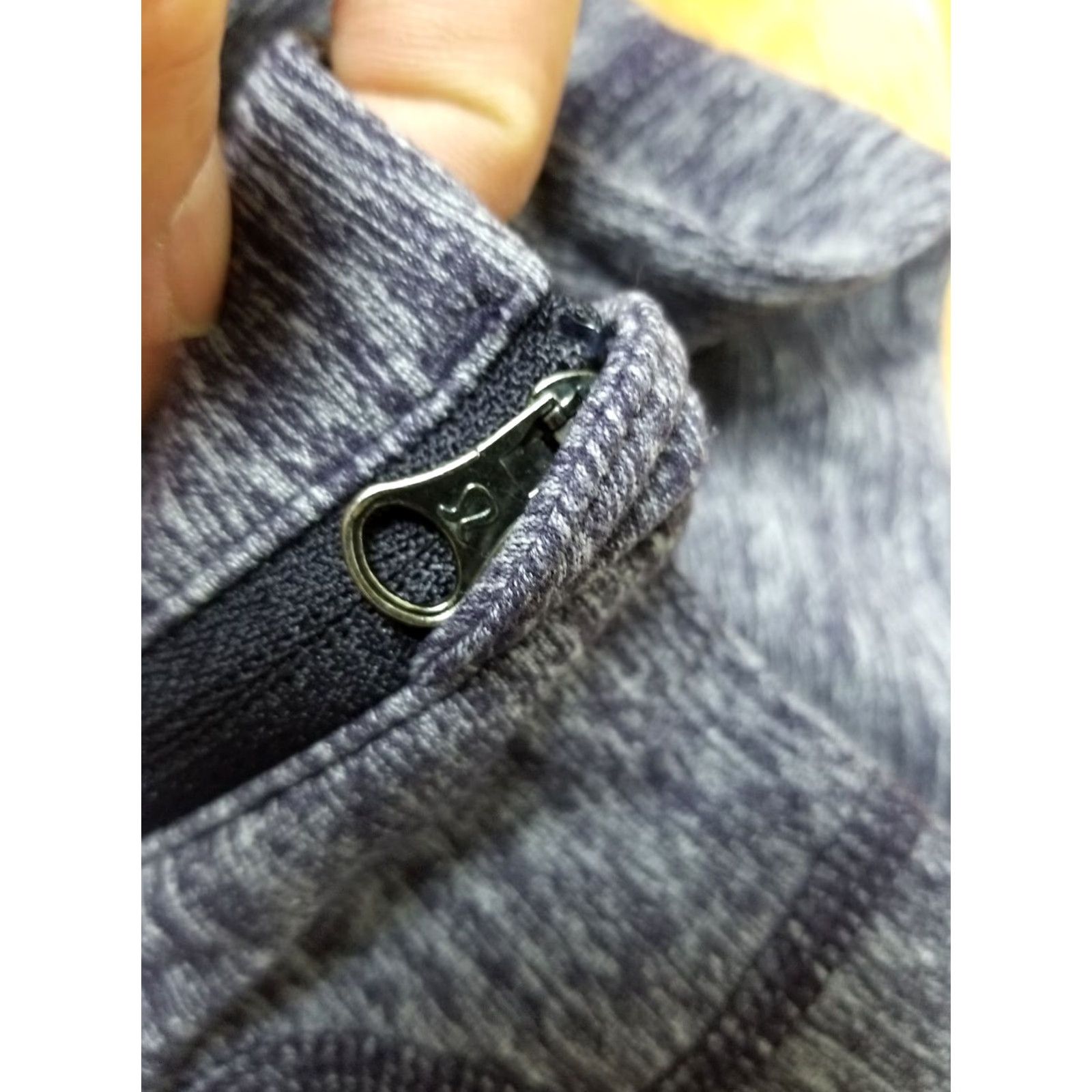 Lululemon LULULEMON Gray Half Zip Up Pullover Activewear Long Sleeve Top Shirt SZ 4 Size S / US 4 / IT 40 - 7 Thumbnail