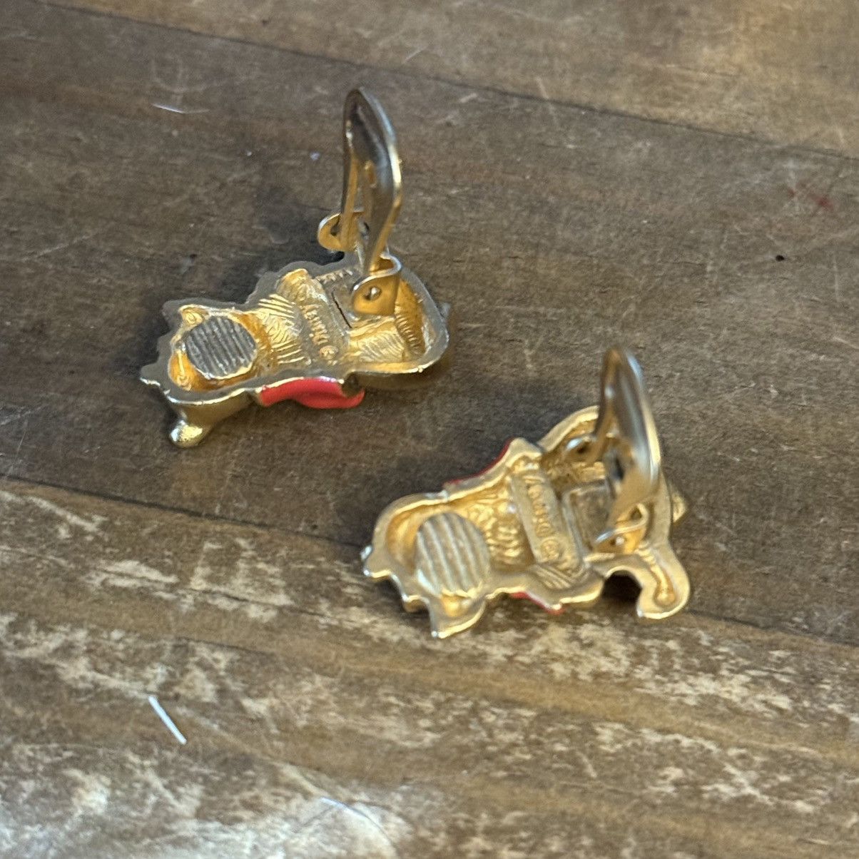 Disney Vintage Disney Winnie the Pooh clip on earrings Size ONE SIZE - 5 Thumbnail