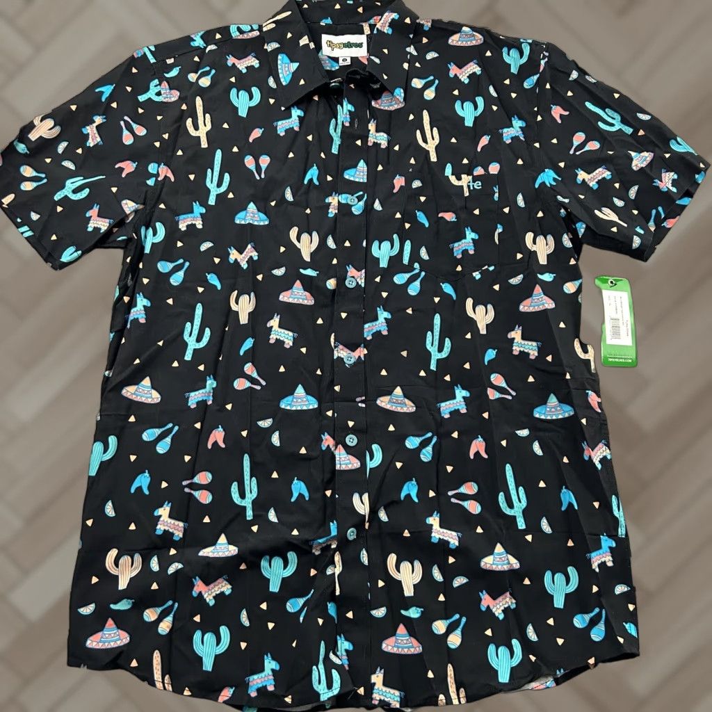 Vintage Tipsy Elves Midnight Fiesta Short Sleeve Button-Up Shirt XL Black Men Size US XL / EU 56 / 4 - 1 Thumbnail
