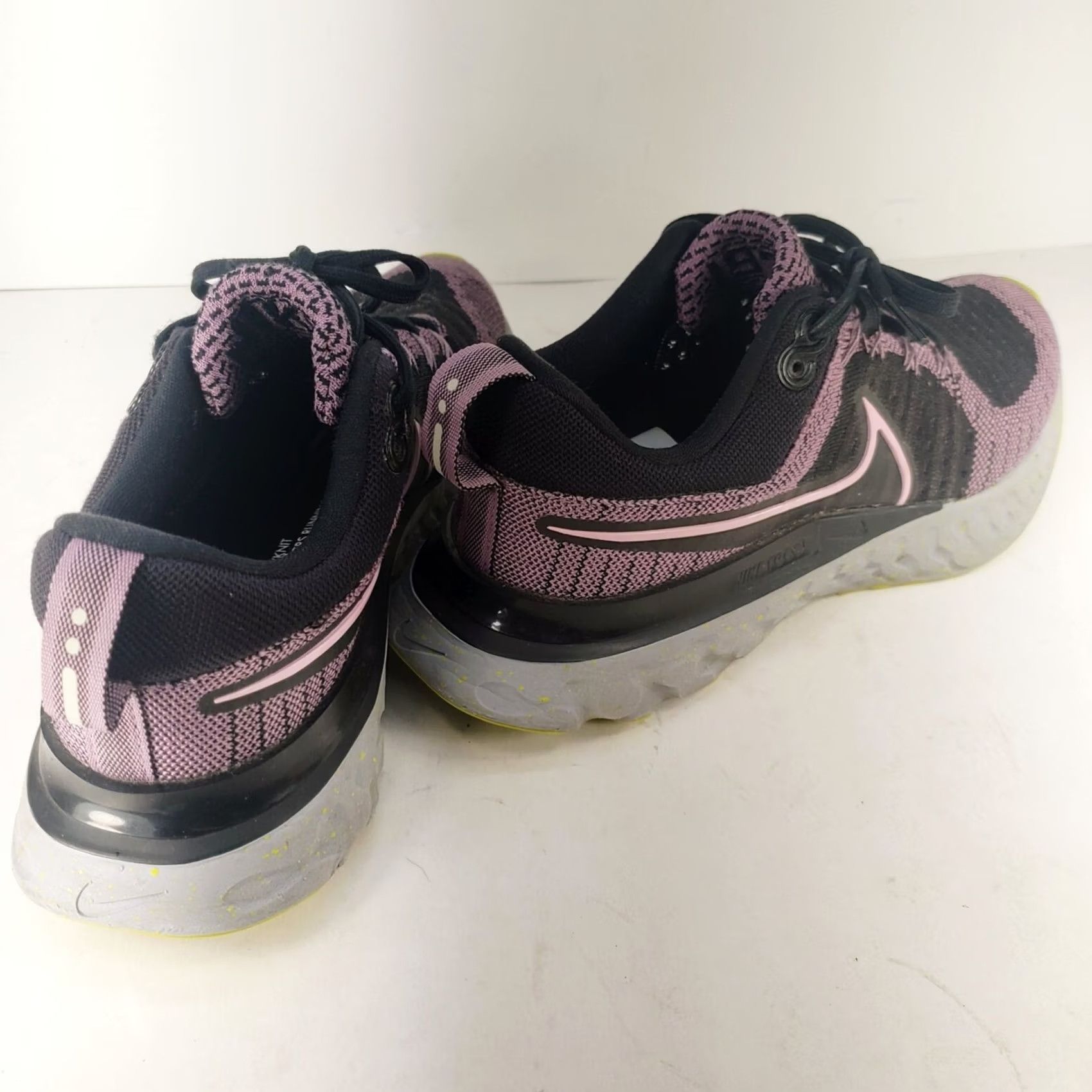 Nike Nike React Infinity Run Flyknit 2 Violet Dust Women's Sneaker Size 8 CT2324-500 Purple Size US 8 / IT 38 - 5 Thumbnail