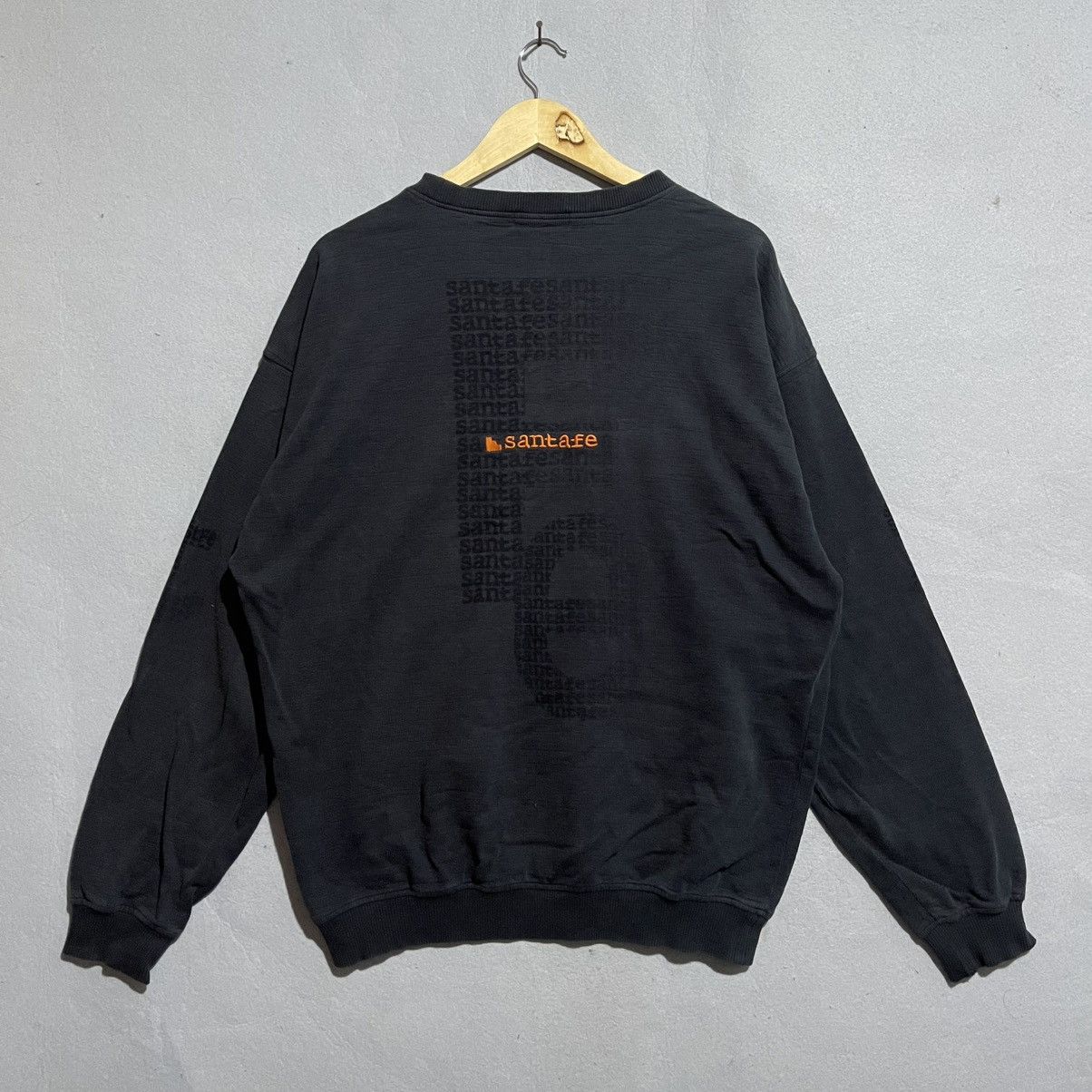 Japanese Brand Vintage Santa Fe Graphic Sweatshirt Made in Japan Black Size US L / EU 52-54 / 3 - 1 Thumbnail